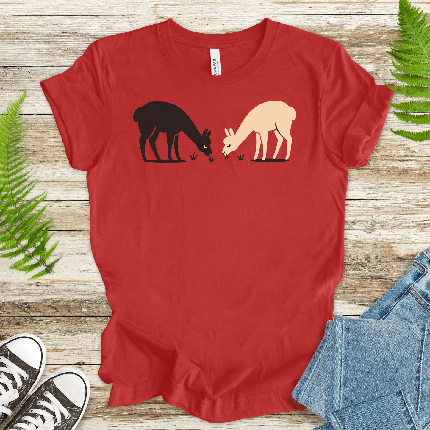 Black & White Alpaca T-Shirt – Cute Retro Animal Lover Couples Tee