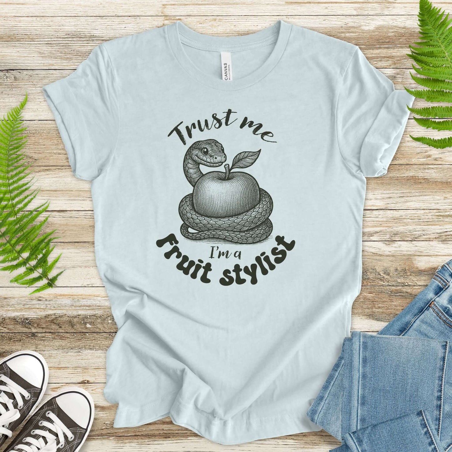 Trust Me I'm a Fruit Stylist – Funny Snake Meme Shirt for Serpent Lovers & Sarcastic Vibes