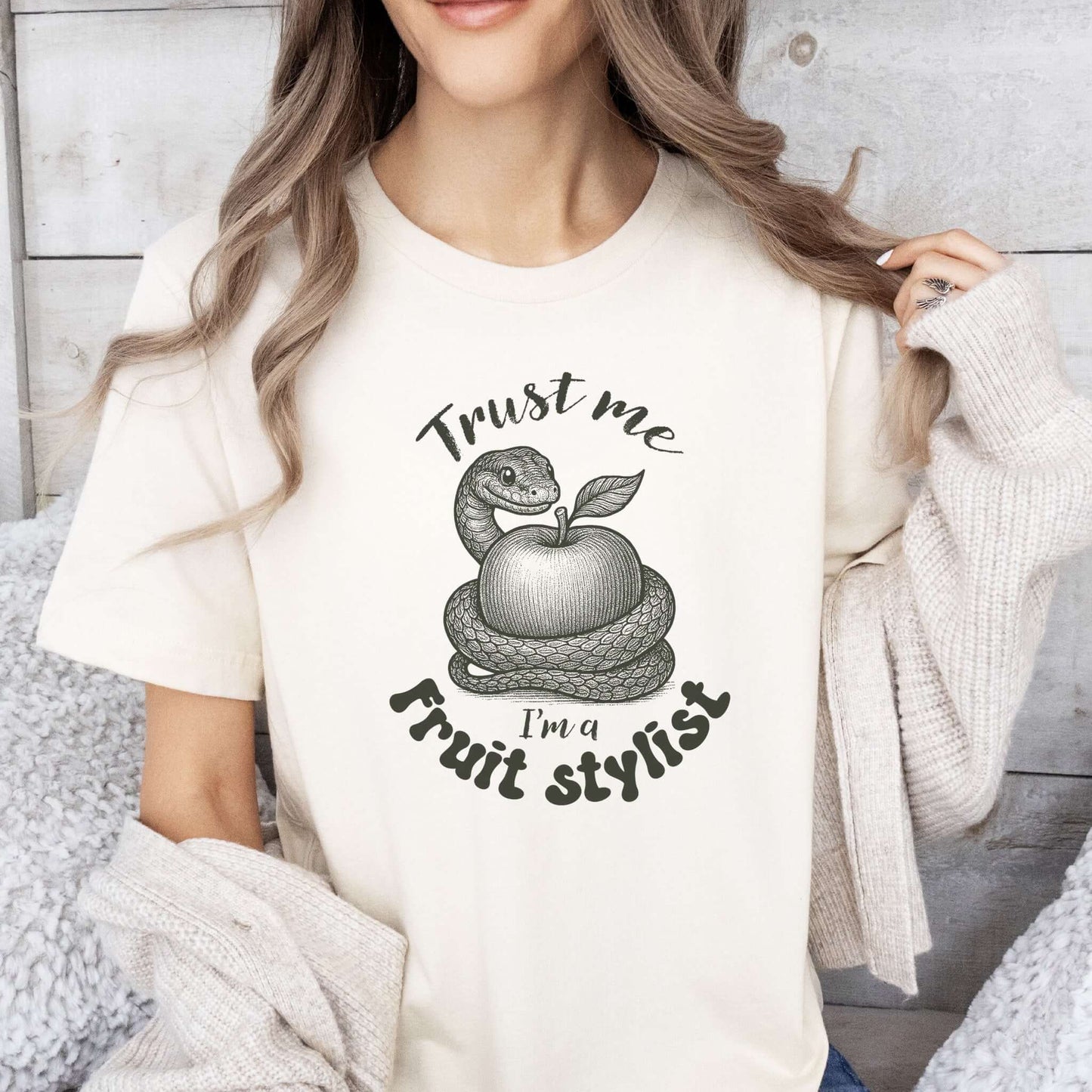 Trust Me I'm a Fruit Stylist – Funny Snake Meme Shirt for Serpent Lovers & Sarcastic Vibes