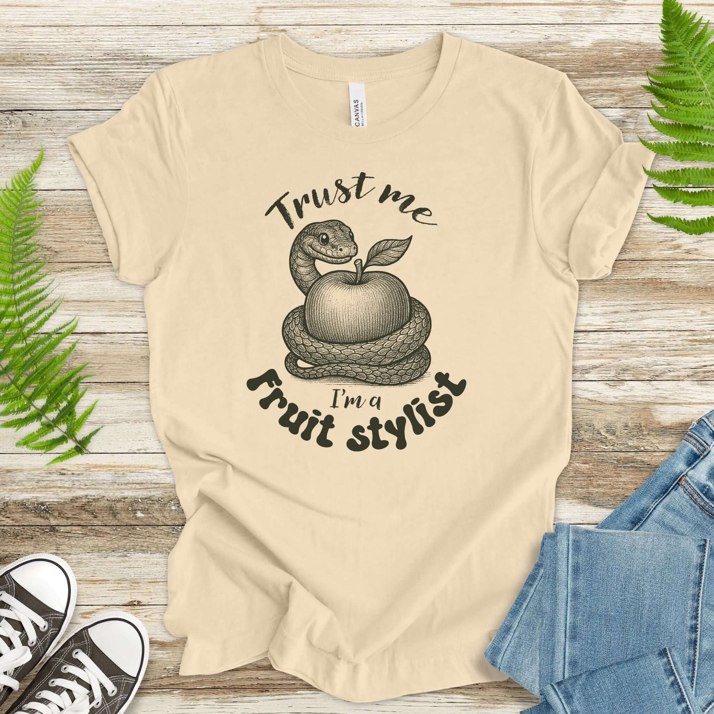 Trust Me I'm a Fruit Stylist – Funny Snake Meme Shirt for Serpent Lovers & Sarcastic Vibes