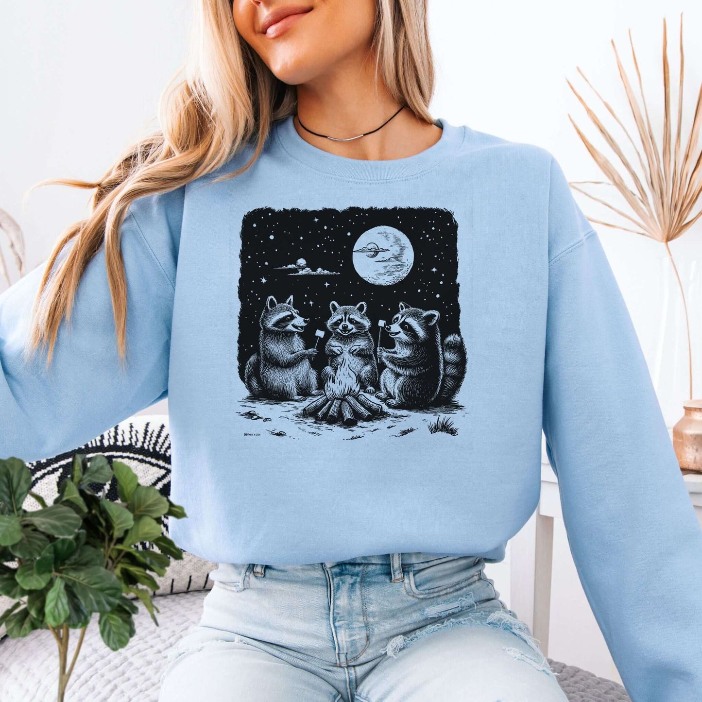 Raccoon Campfire Sweatshirt – Funny Trash Panda Camping Crew Sweatshirt