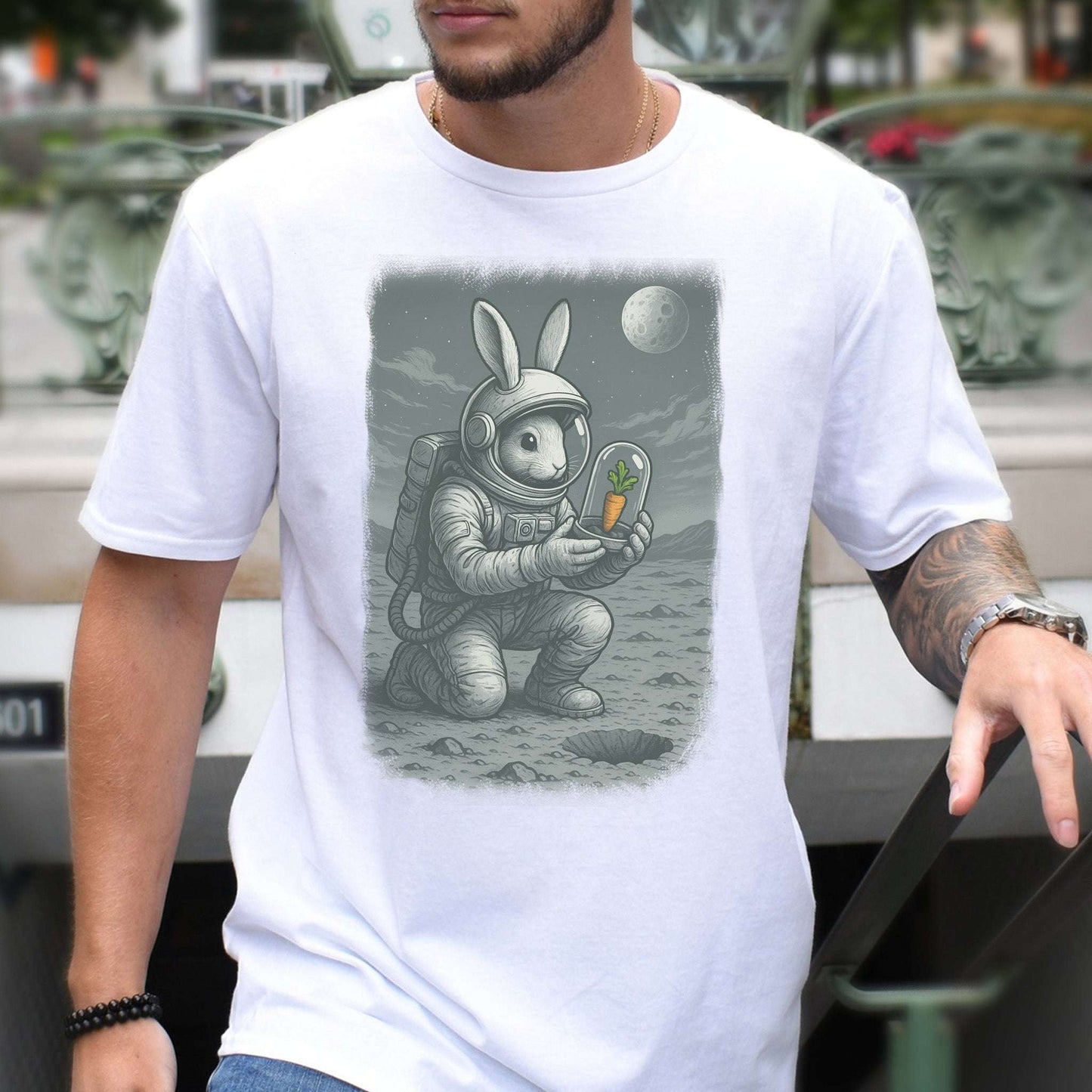 Astronaut Bunny Carrot T-Shirt – Funny Space Rabbit Galaxy Tee