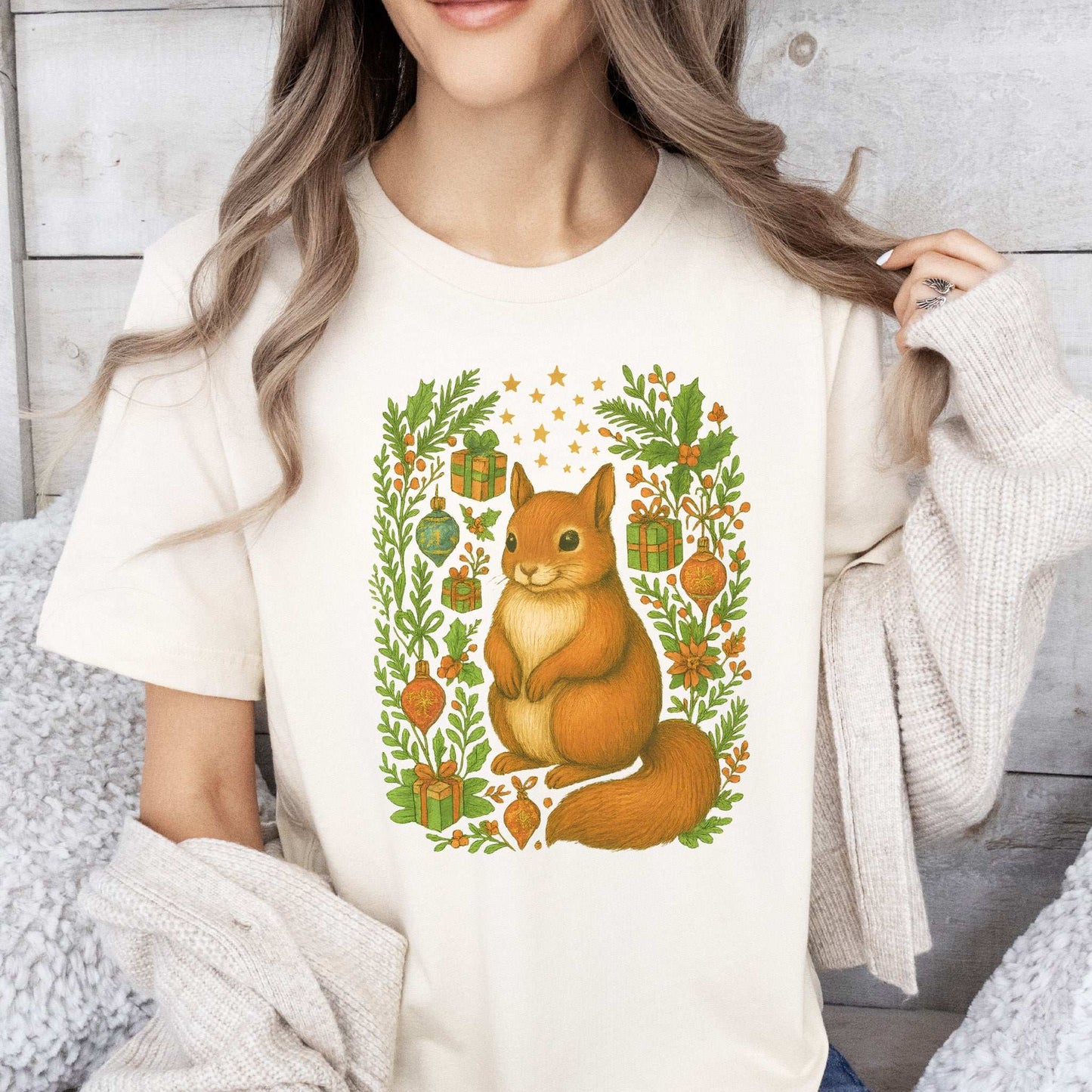 Christmas Squirrel T-Shirt – Cute Woodland Holiday Animal Tee
