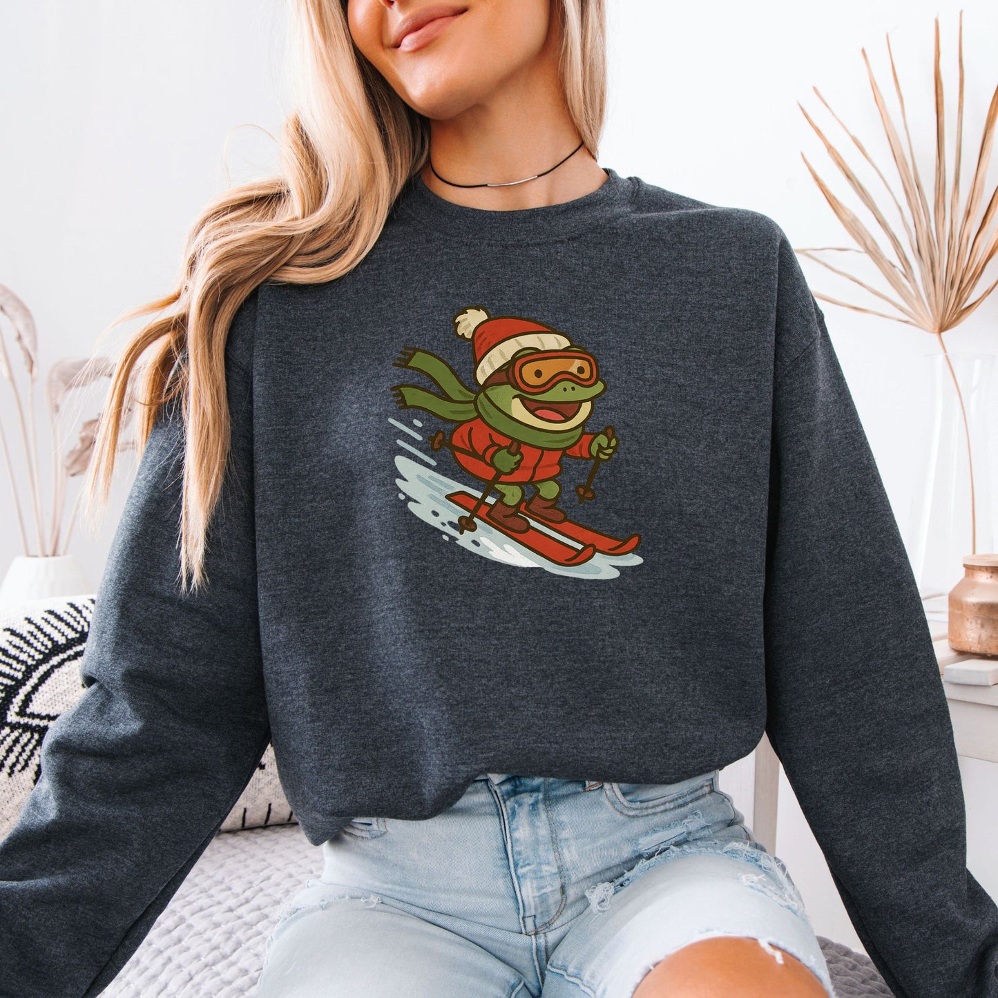 Froggy Ski Fun Sweatshirt – Funny Winter Sports Frog Christmas Vibes
