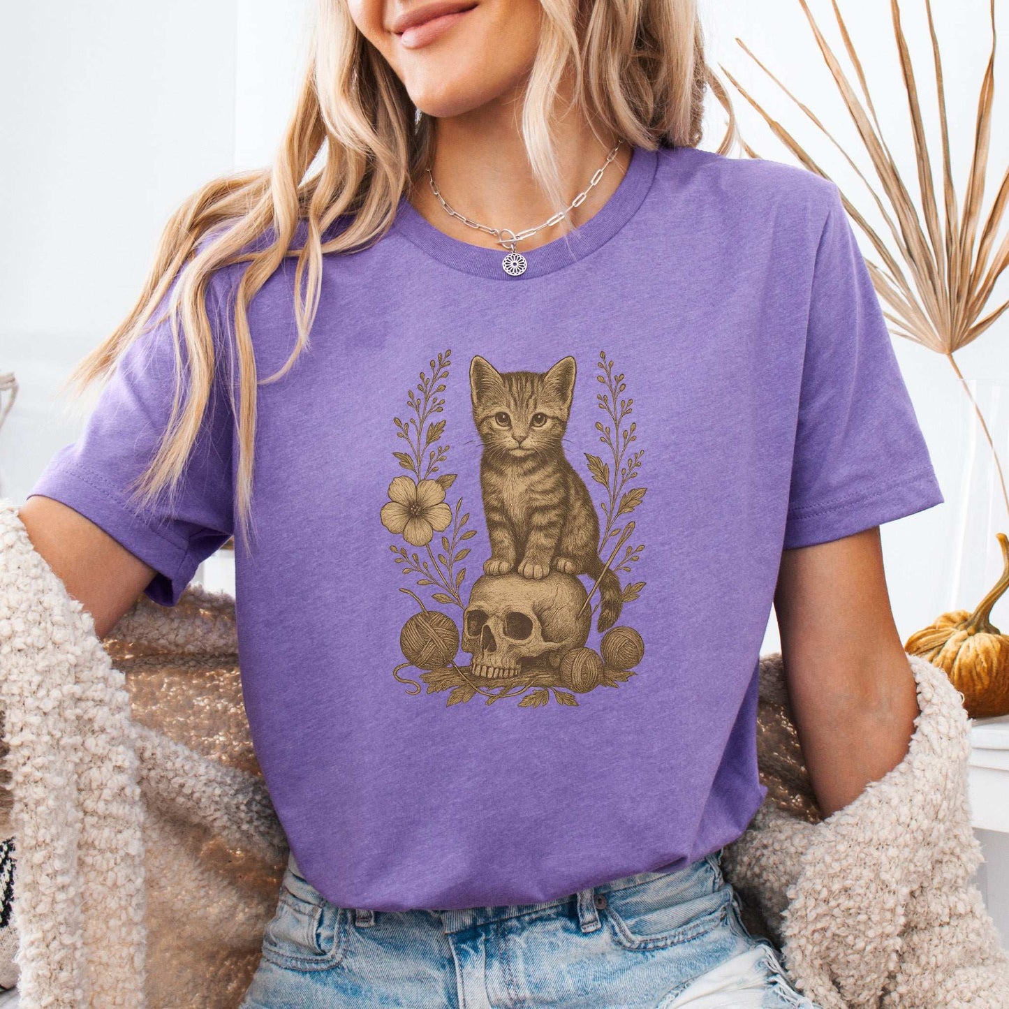 Gothic Kitten & Skull T-Shirt – Vintage Halloween Cat Floral Design