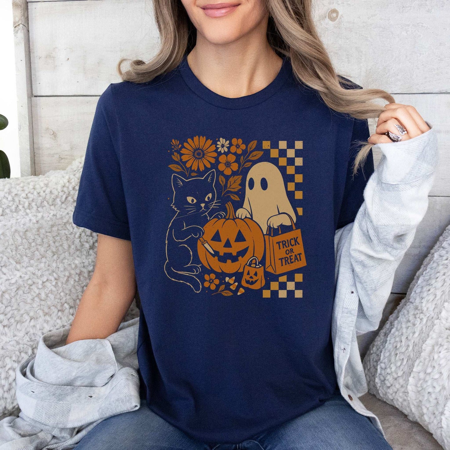 Halloween Cat & Ghost T-Shirt – Cute Retro Trick-or-Treat Vibes