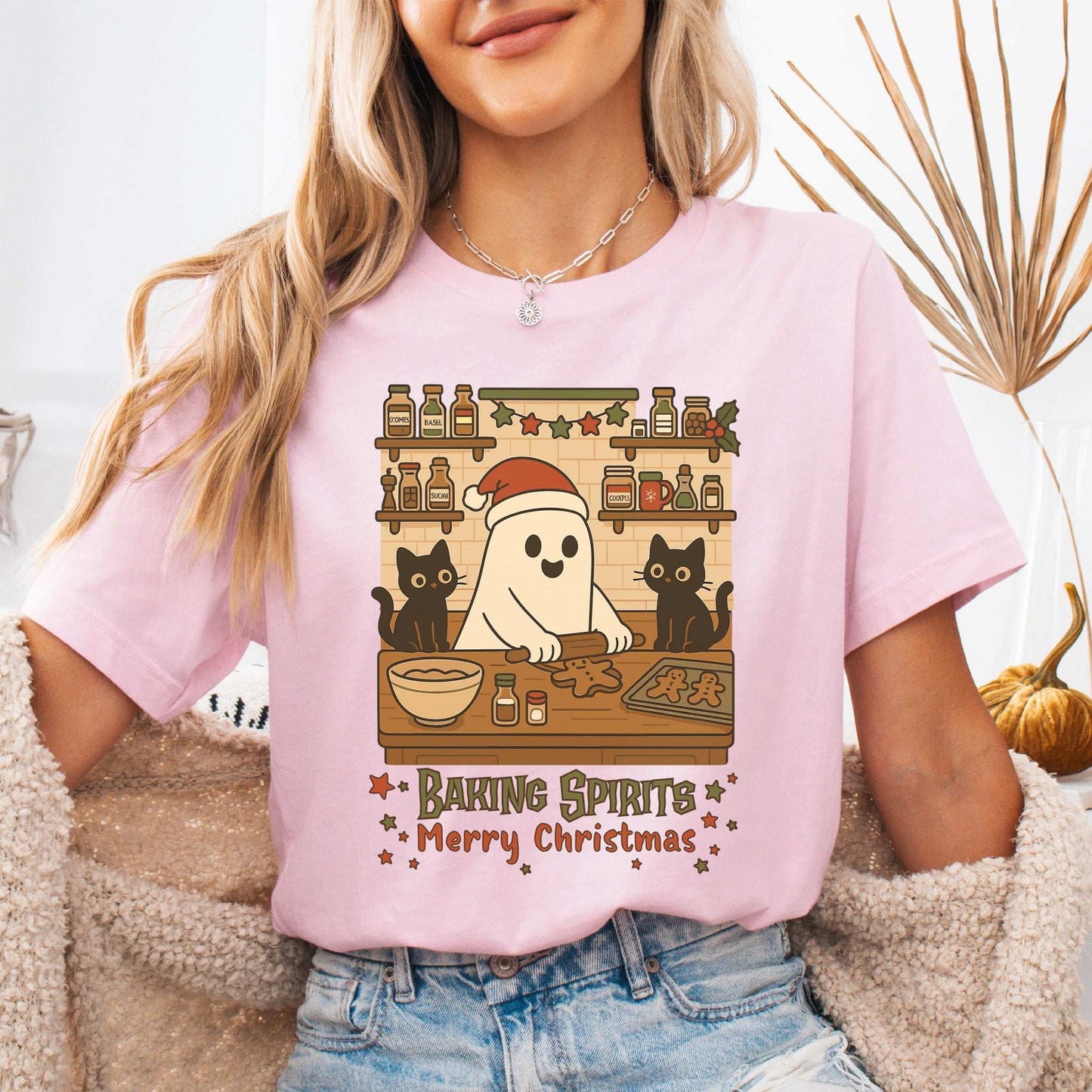 Baking Spirits Ghost & Cats T-Shirt – Cute Gingerbread Christmas Tee