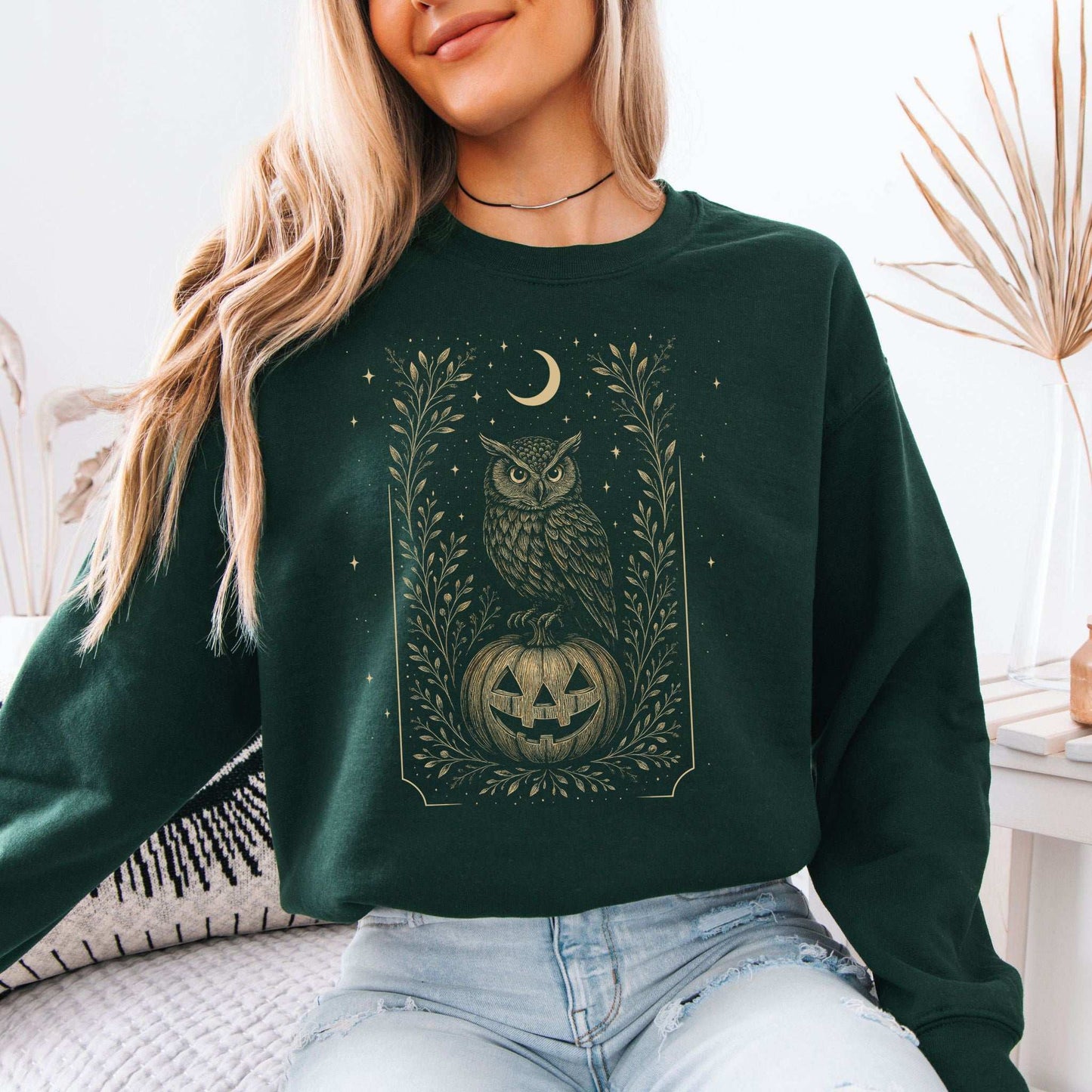 Owl Moon Halloween Sweatshirt – Vintage Jack-O’-Lantern Night Bird
