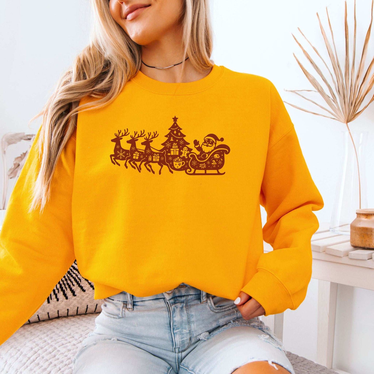 Silhouette Christmas Sleigh Sweatshirt – Retro Reindeer Holiday Magic