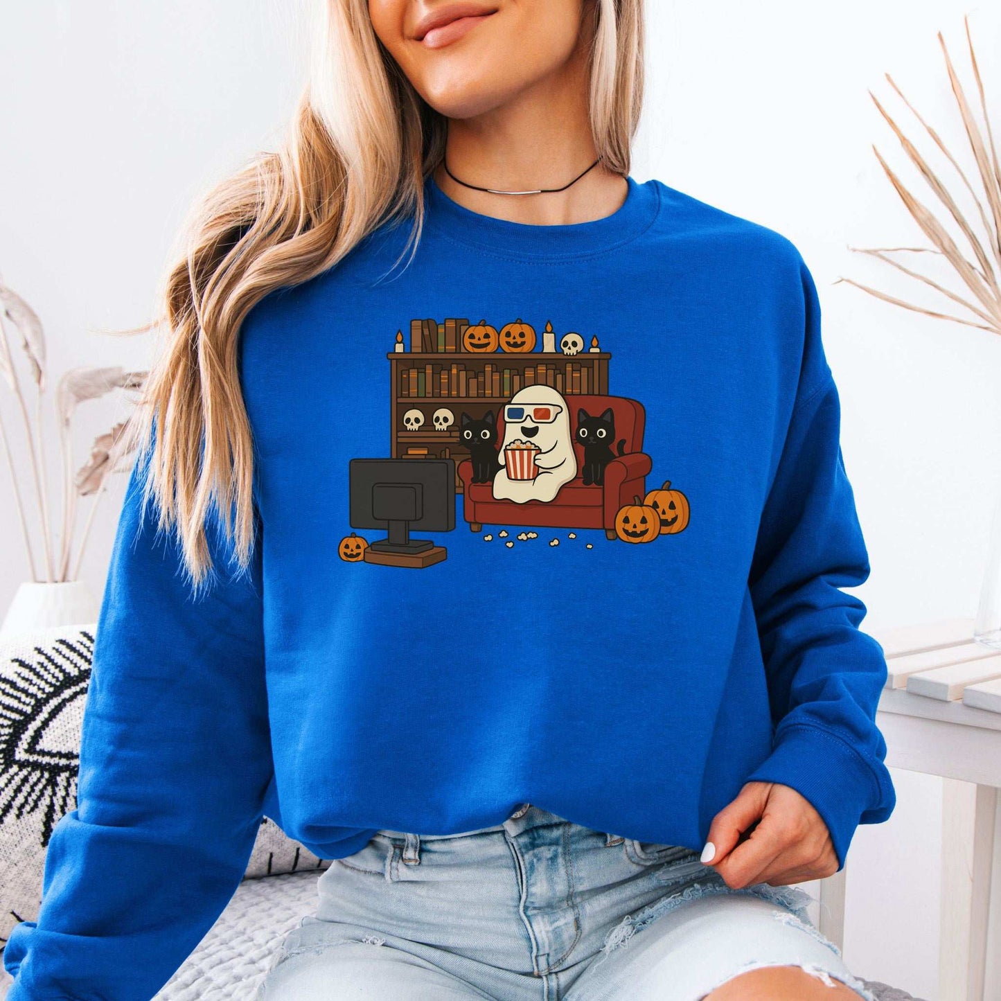 Spooky Movie Night Ghost & Cats Sweatshirt – Cozy Halloween Binge-Watch Vibes