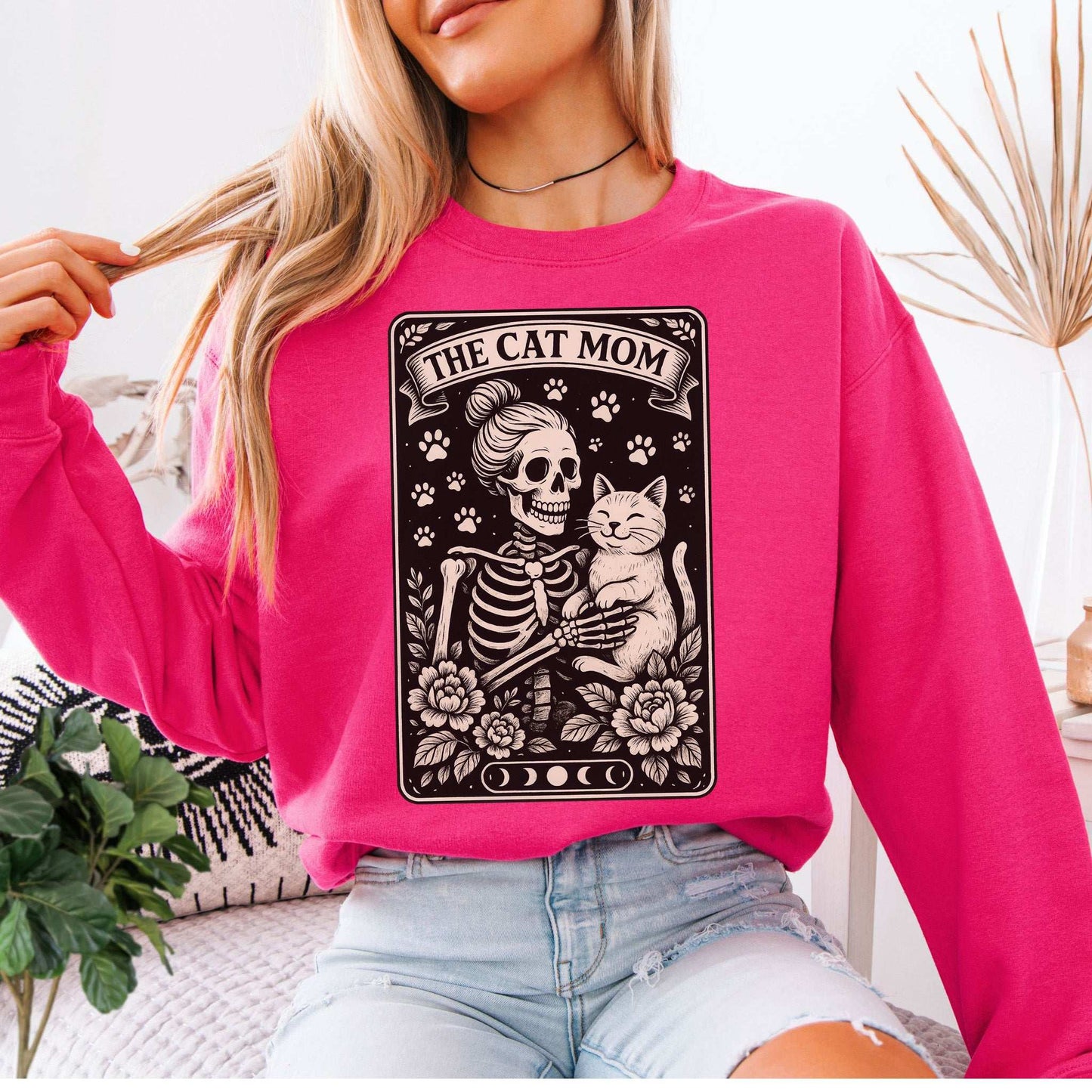 Cat Mom Skeleton Tarot Sweatshirt – Spooky Gothic Style for Cat Lovers