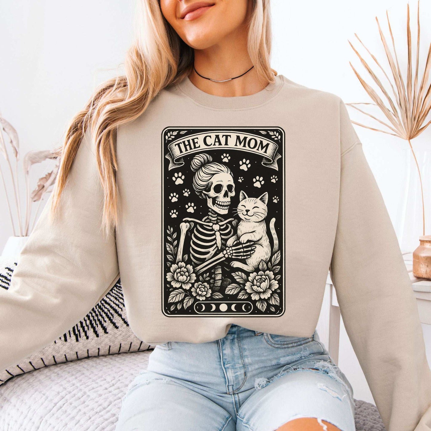 Cat Mom Skeleton Tarot Sweatshirt – Spooky Gothic Style for Cat Lovers