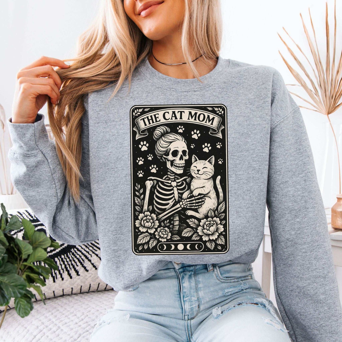 Cat Mom Skeleton Tarot Sweatshirt – Spooky Gothic Style for Cat Lovers