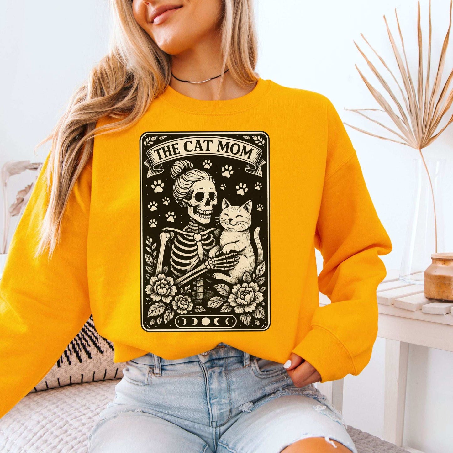 Cat Mom Skeleton Tarot Sweatshirt – Spooky Gothic Style for Cat Lovers