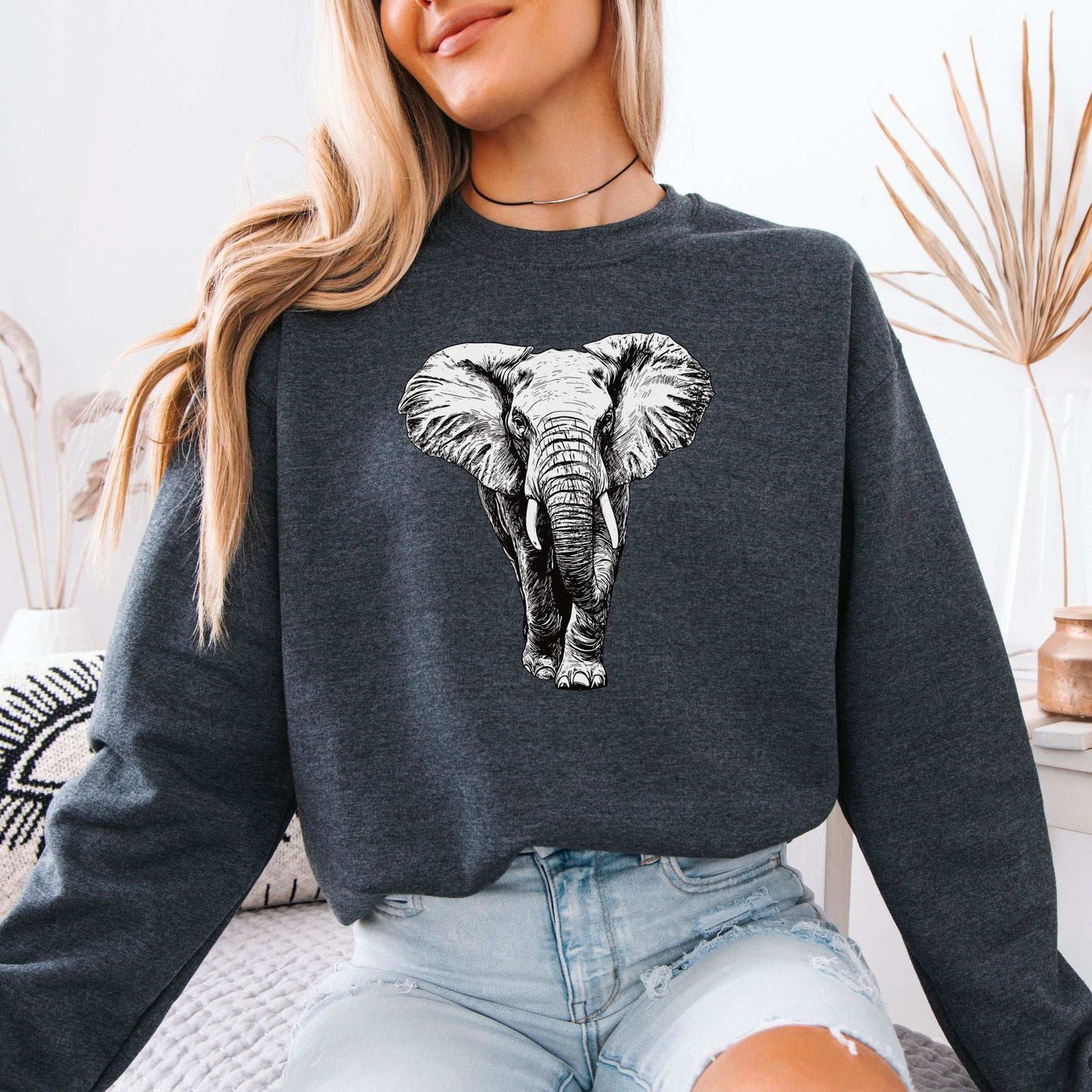 Majestic Elephant Sweatshirt – Realistic Wildlife Art for Nature Lovers
