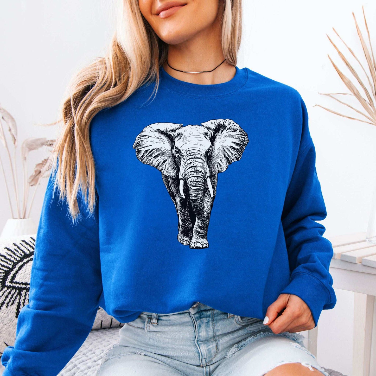 Majestic Elephant Sweatshirt – Realistic Wildlife Art for Nature Lovers