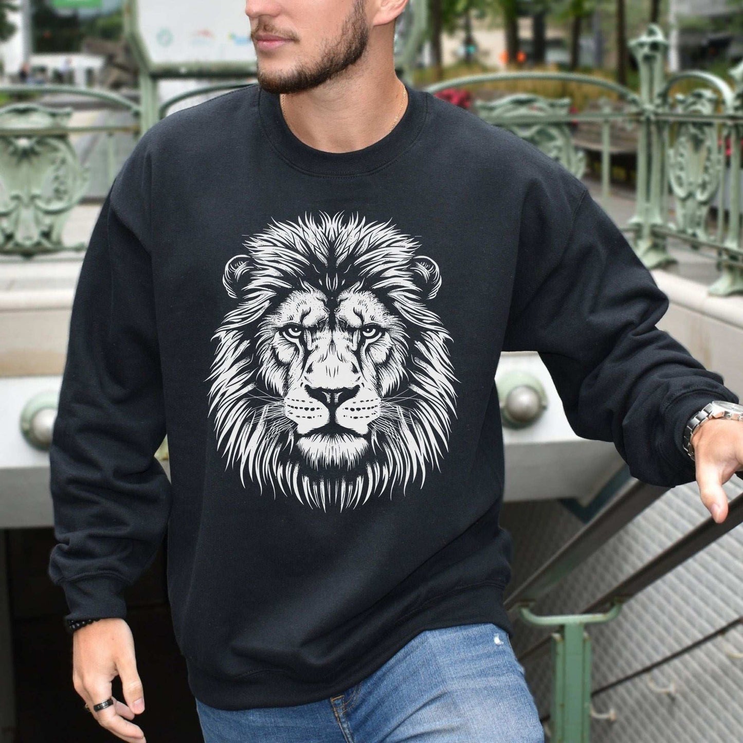 Lion Face Sweatshirt – Hand-Drawn Jungle King with Alpha Energy