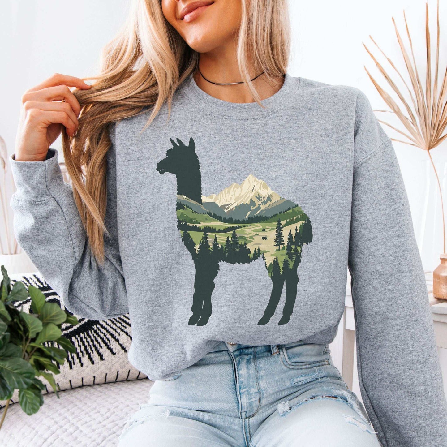 Alpine Alpaca Mountain Sweatshirt – Serene Highland Spirit Animal Design
