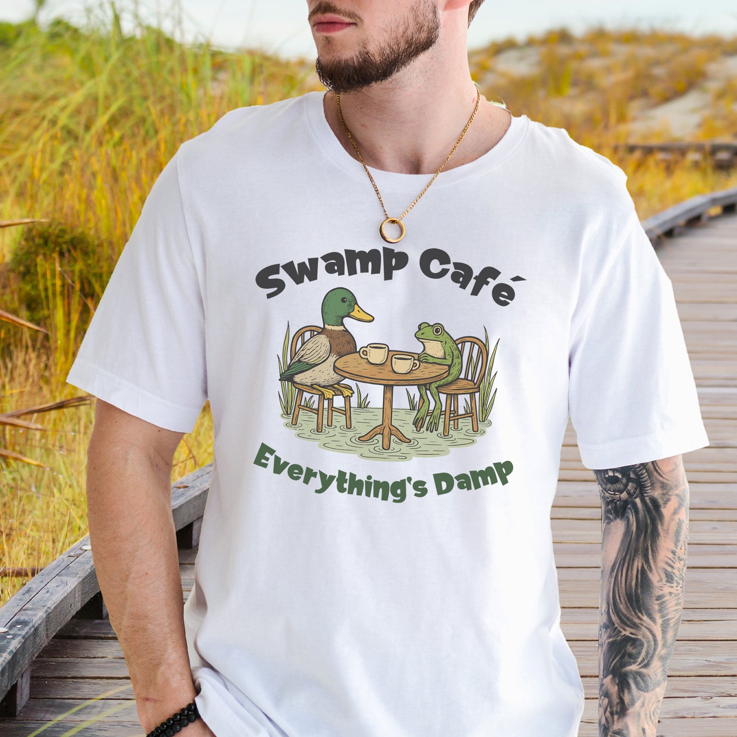 Swamp Café Funny Frog & Duck Coffee T-Shirt – Retro Nature Meme Gift