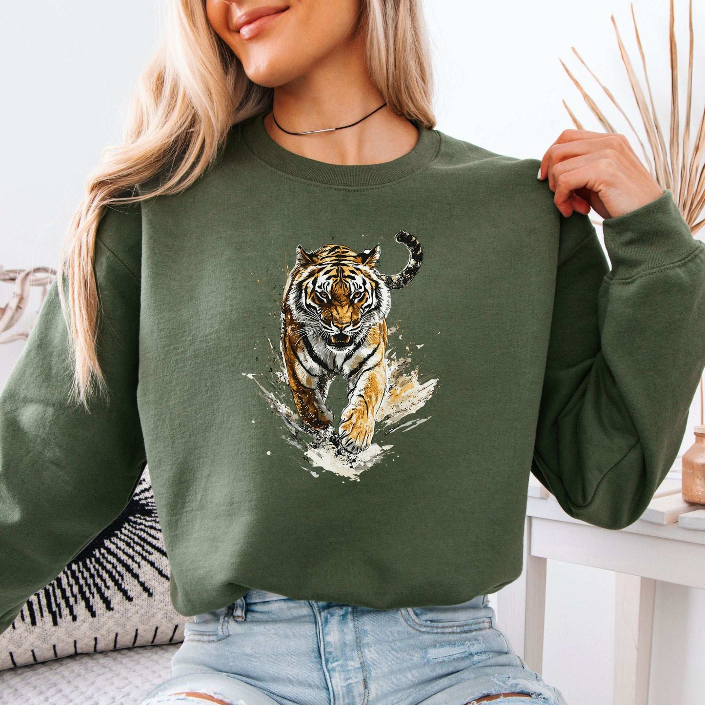 Wild Tiger Watercolor Sweatshirt – Artistic Jungle Power