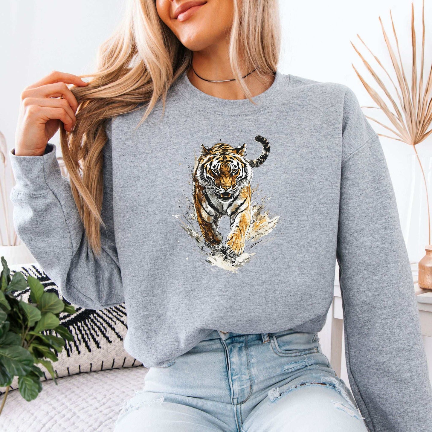 Wild Tiger Watercolor Sweatshirt – Artistic Jungle Power