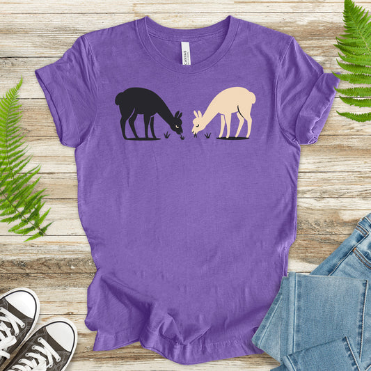 Black & White Alpaca T-Shirt – Cute Retro Animal Lover Couples Tee