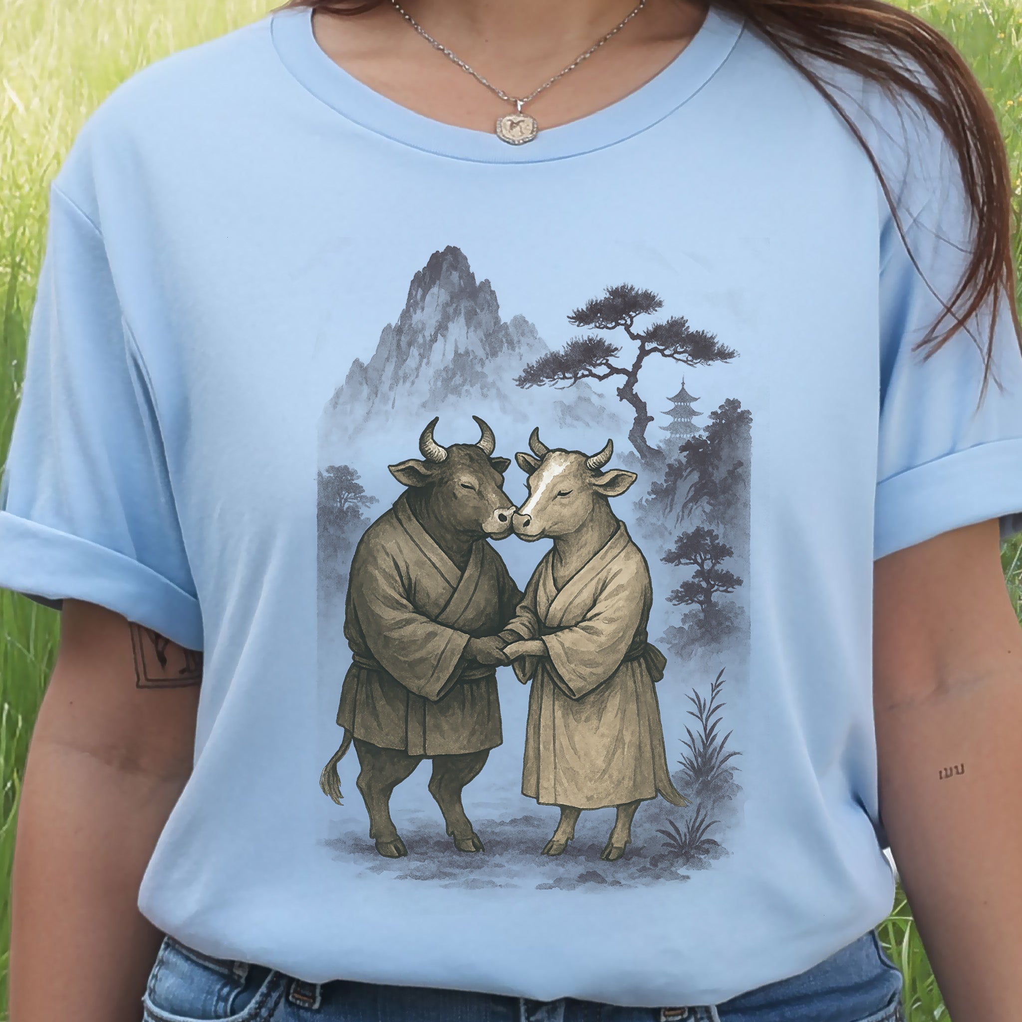 Bull and Cow Love T-Shirt – Vintage Japanese Romance Animal Shirt