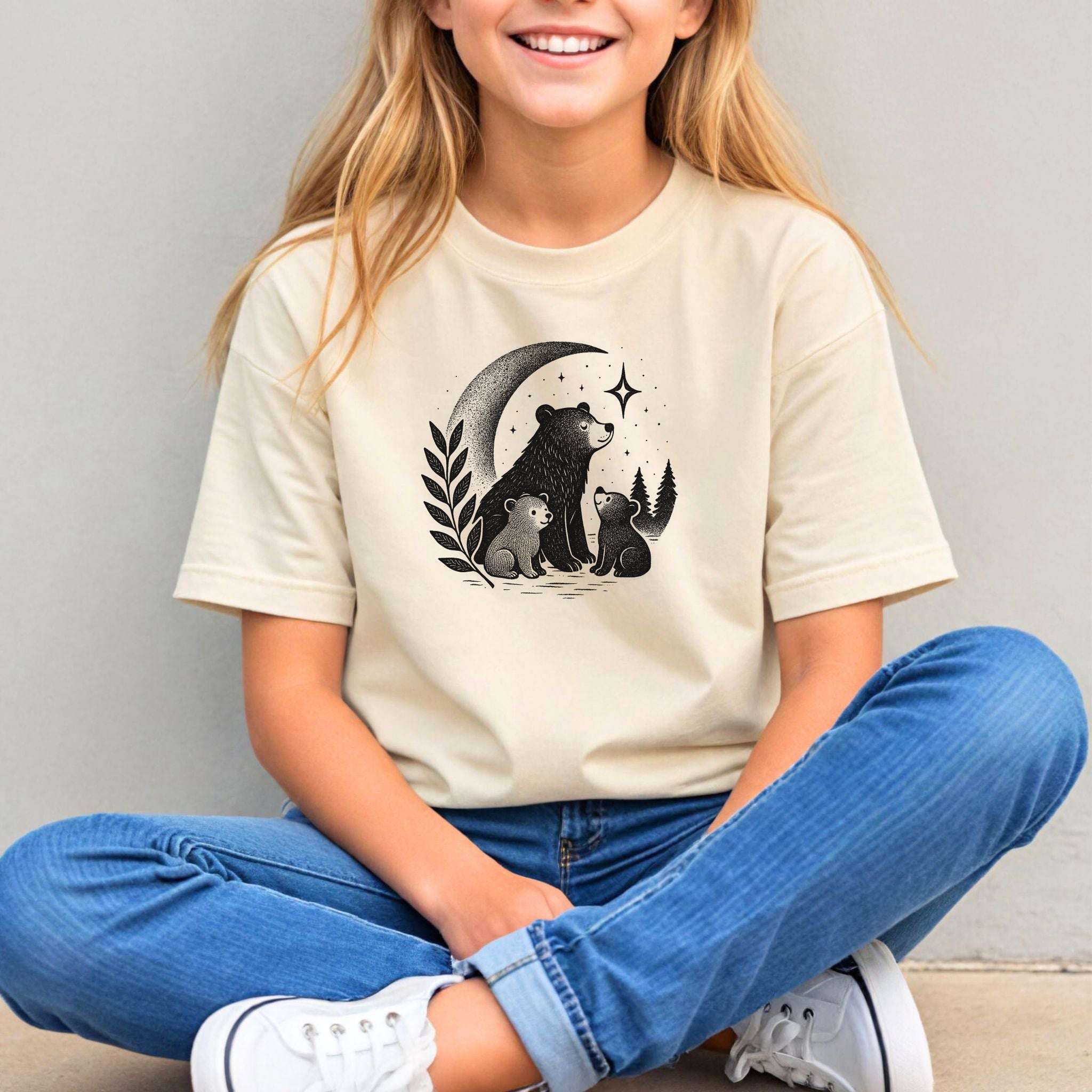Mother Bear & Cubs Moonlight – Sweet Nature Family Youth Tee
