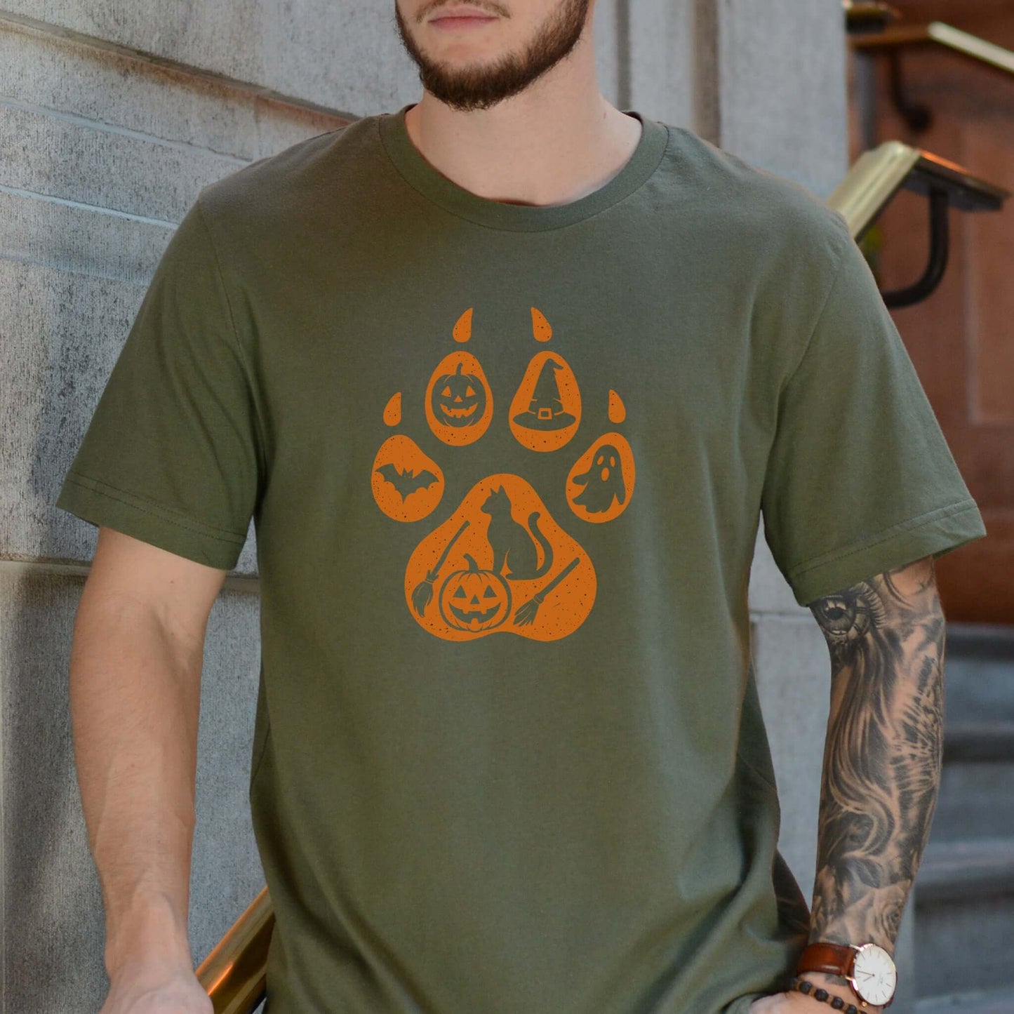 Halloween Cat Paw Print T-Shirt – Spooky Season Gift for Cat Lovers