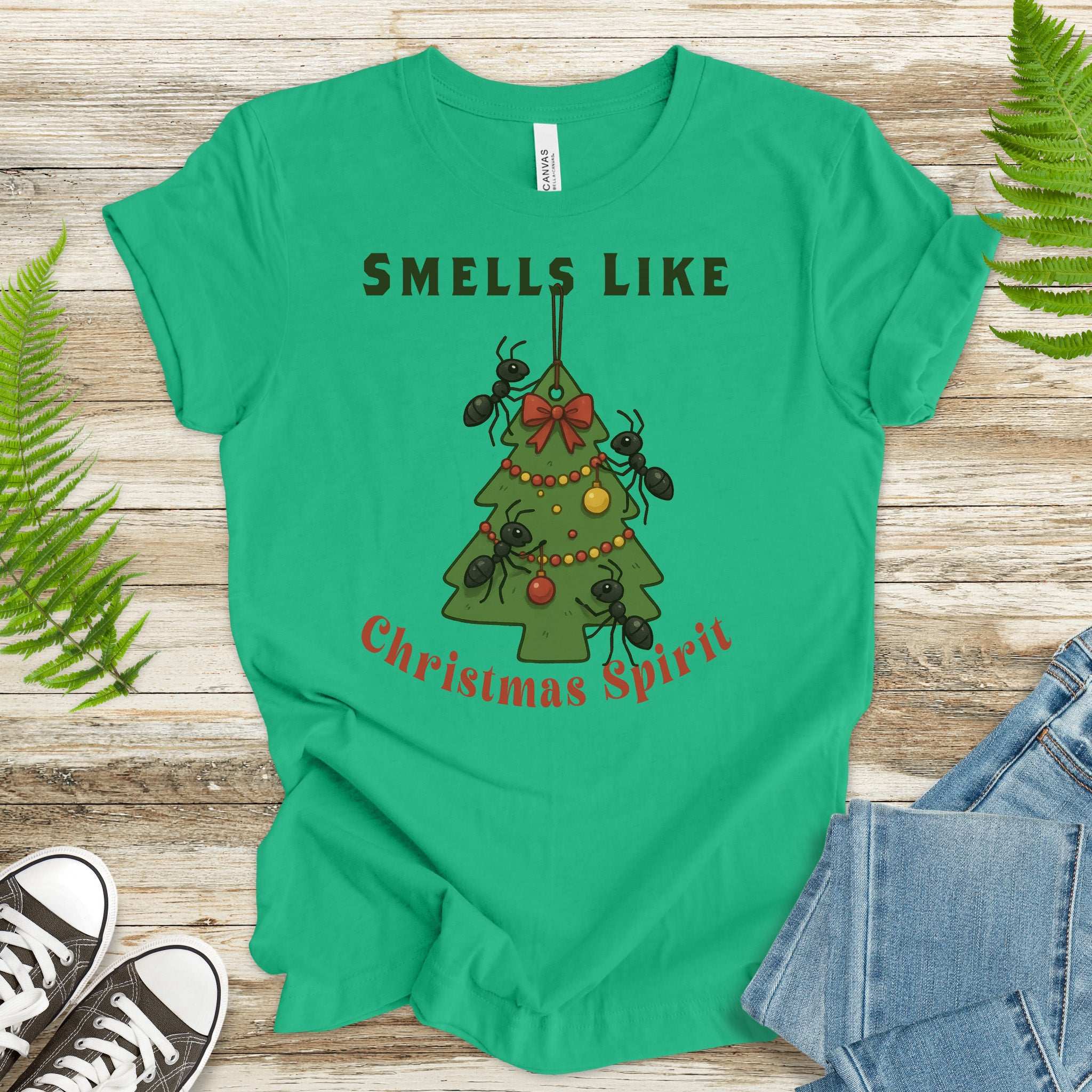 Smells Like Christmas Spirit T-Shirt – Funny Ant Holiday Tree Tee