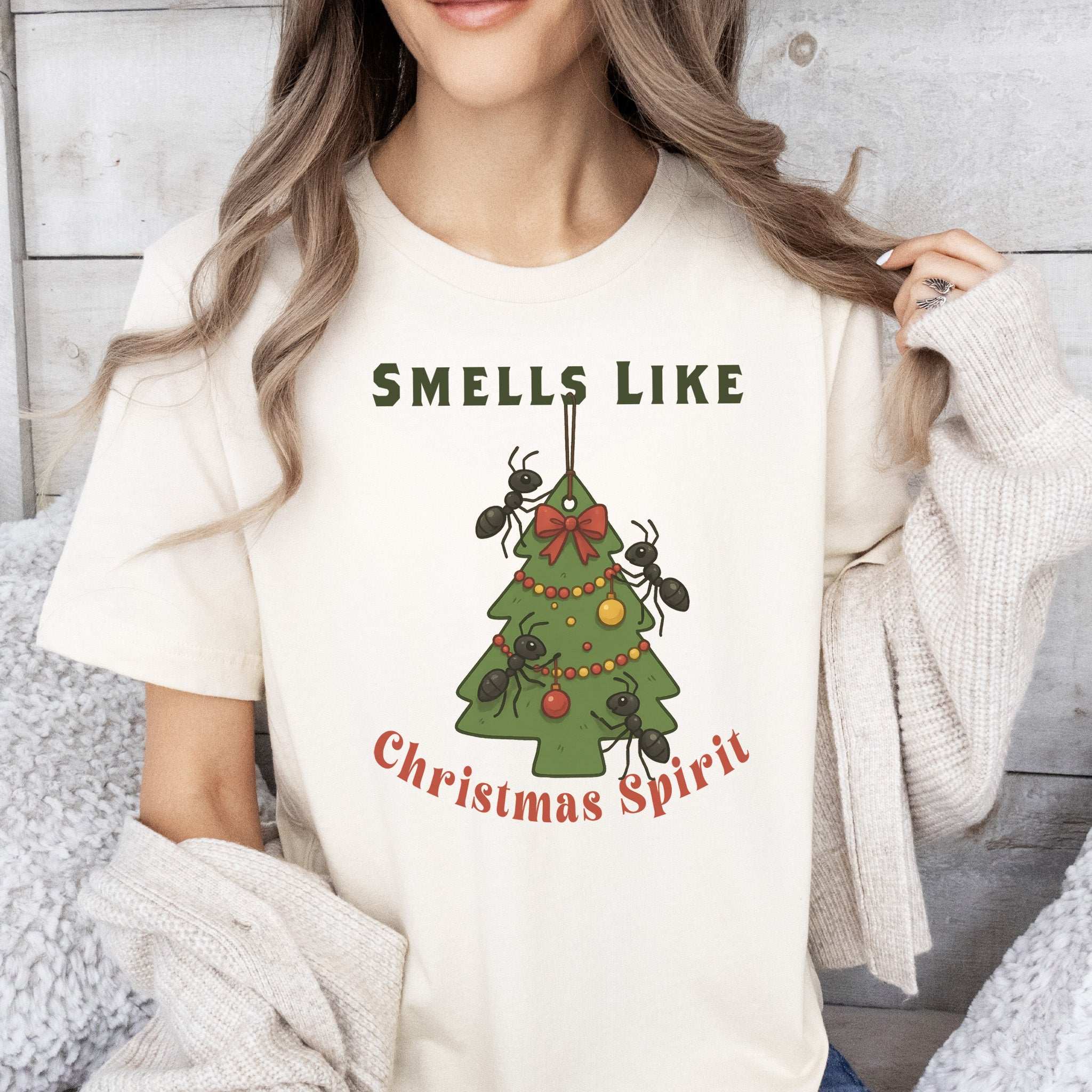 Smells Like Christmas Spirit T-Shirt – Funny Ant Holiday Tree Tee