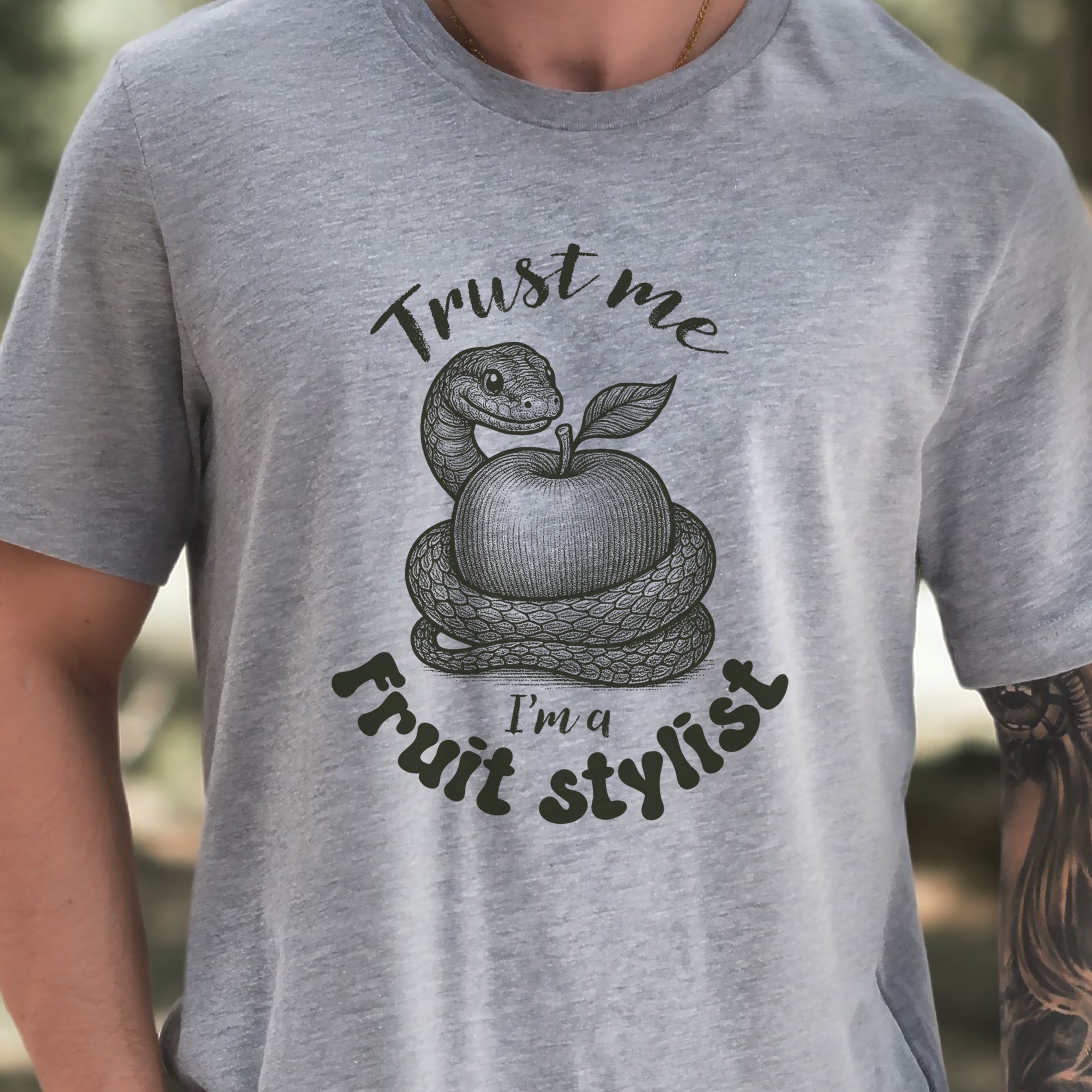 Trust Me I'm a Fruit Stylist – Funny Snake Meme Shirt for Serpent Lovers & Sarcastic Vibes