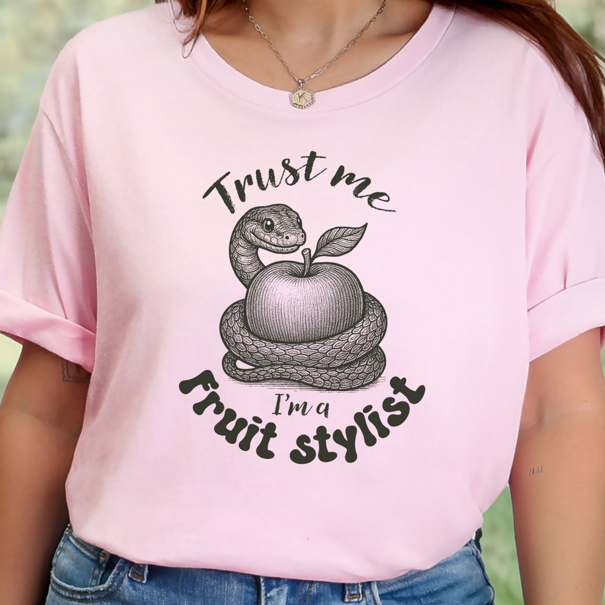 Trust Me I'm a Fruit Stylist – Funny Snake Meme Shirt for Serpent Lovers & Sarcastic Vibes