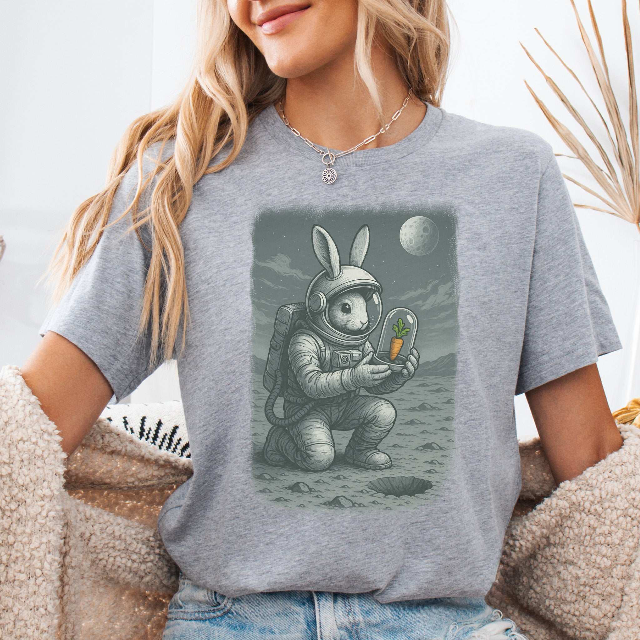 Astronaut Bunny Carrot T-Shirt – Funny Space Rabbit Galaxy Tee