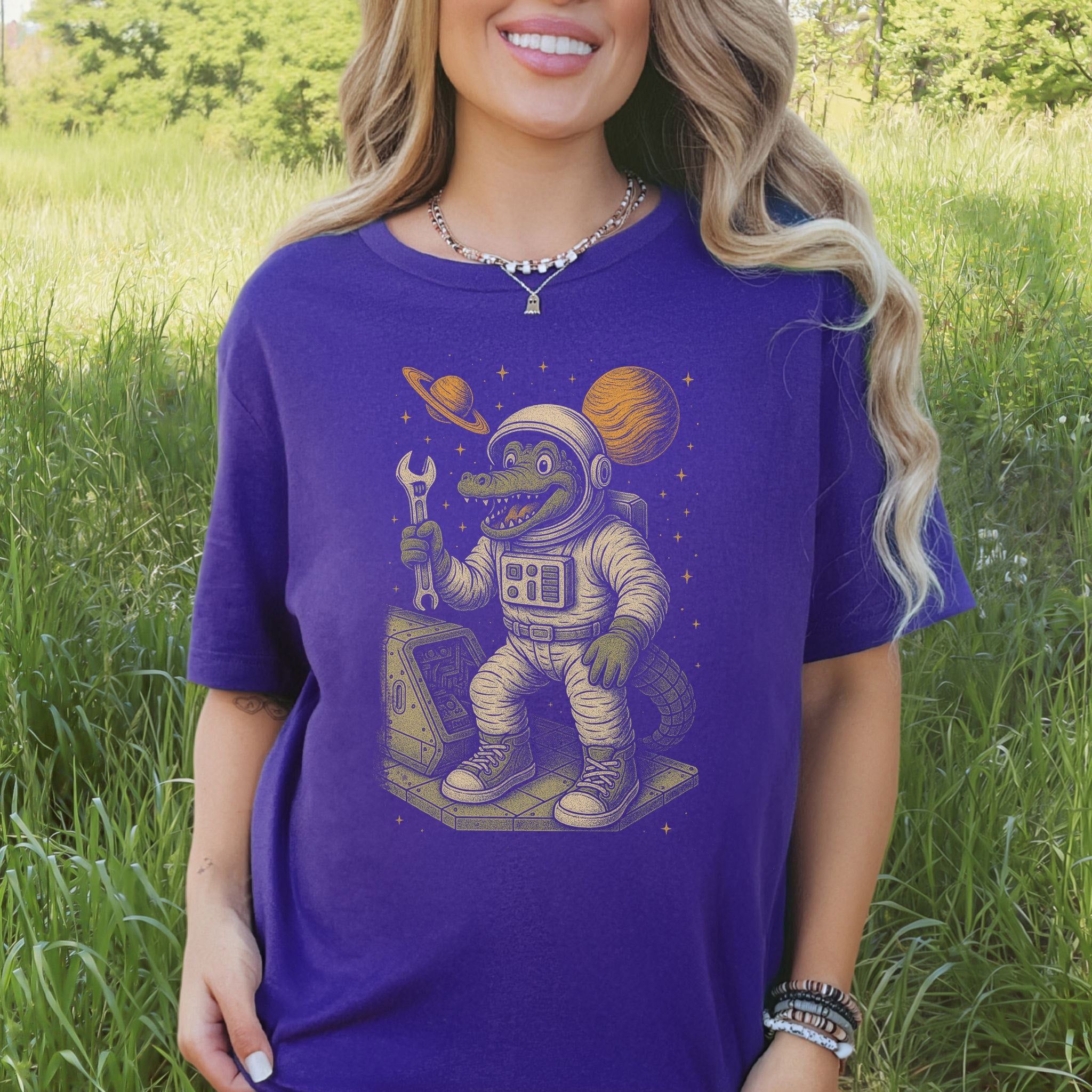 Astronaut Alligator Repair Crew T-Shirt – Funny Space Reptile Tee