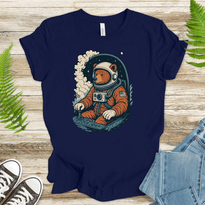 Astronaut Bear Space T-Shirt – Retro Cosmic Grizzly Galaxy Tee