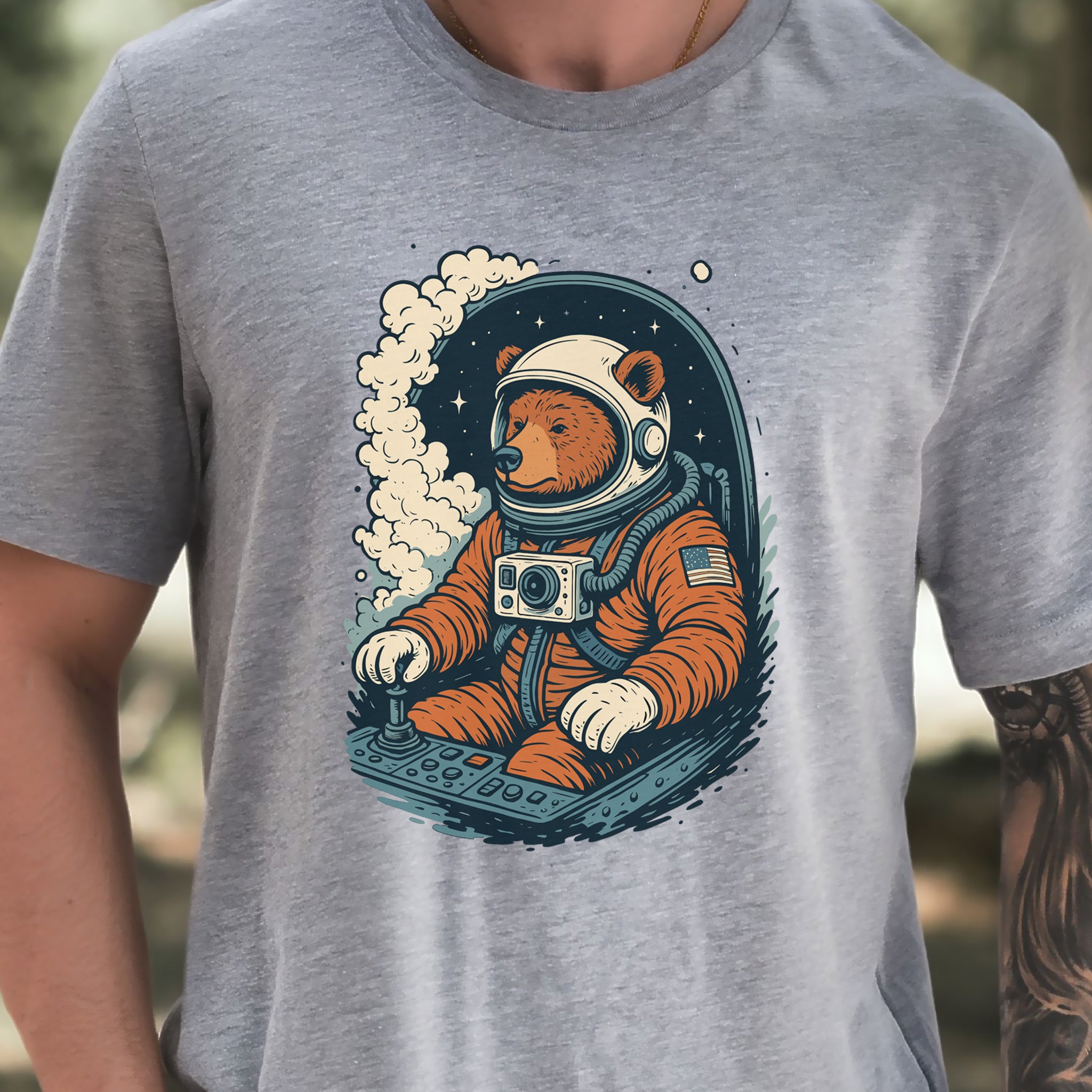 Astronaut Bear Space T-Shirt – Retro Cosmic Grizzly Galaxy Tee