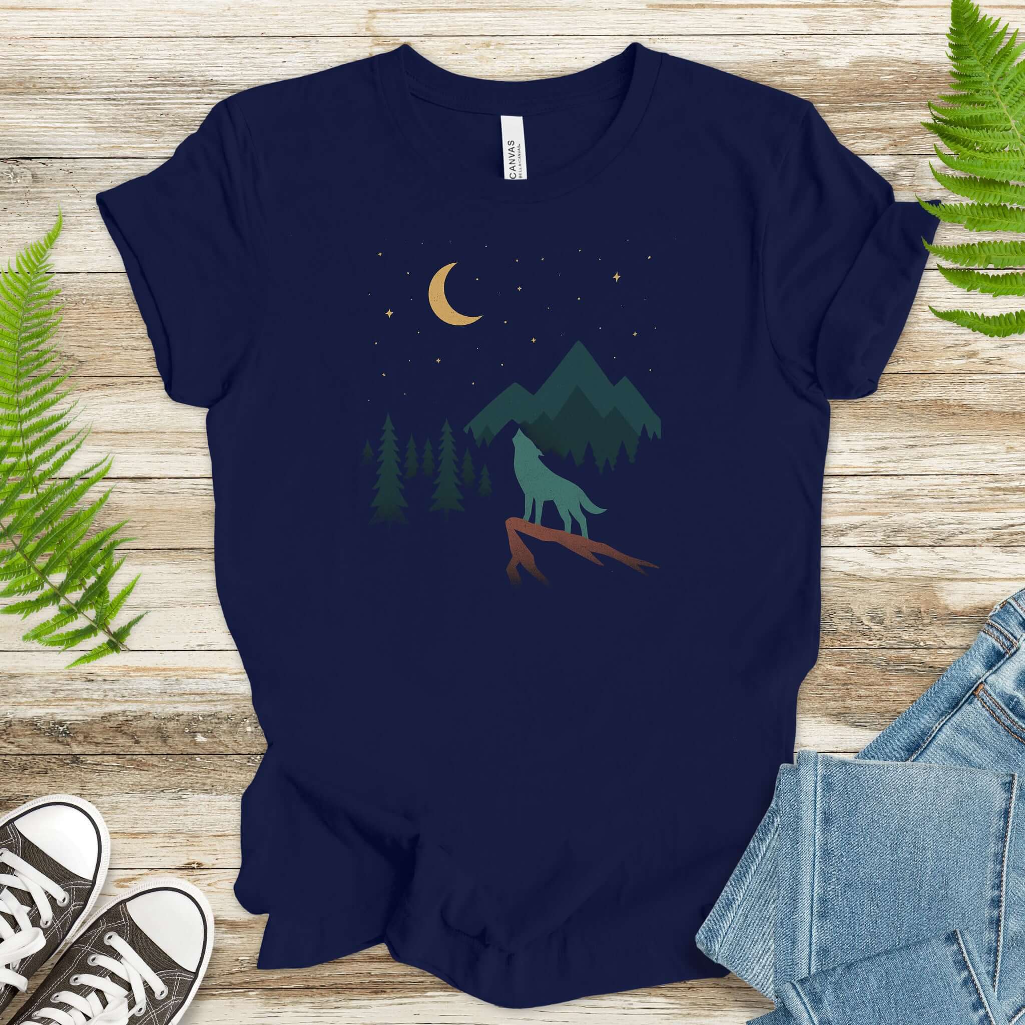 Minimalist Wolf Howling Under Moon T-Shirt – Vintage Wilderness Style