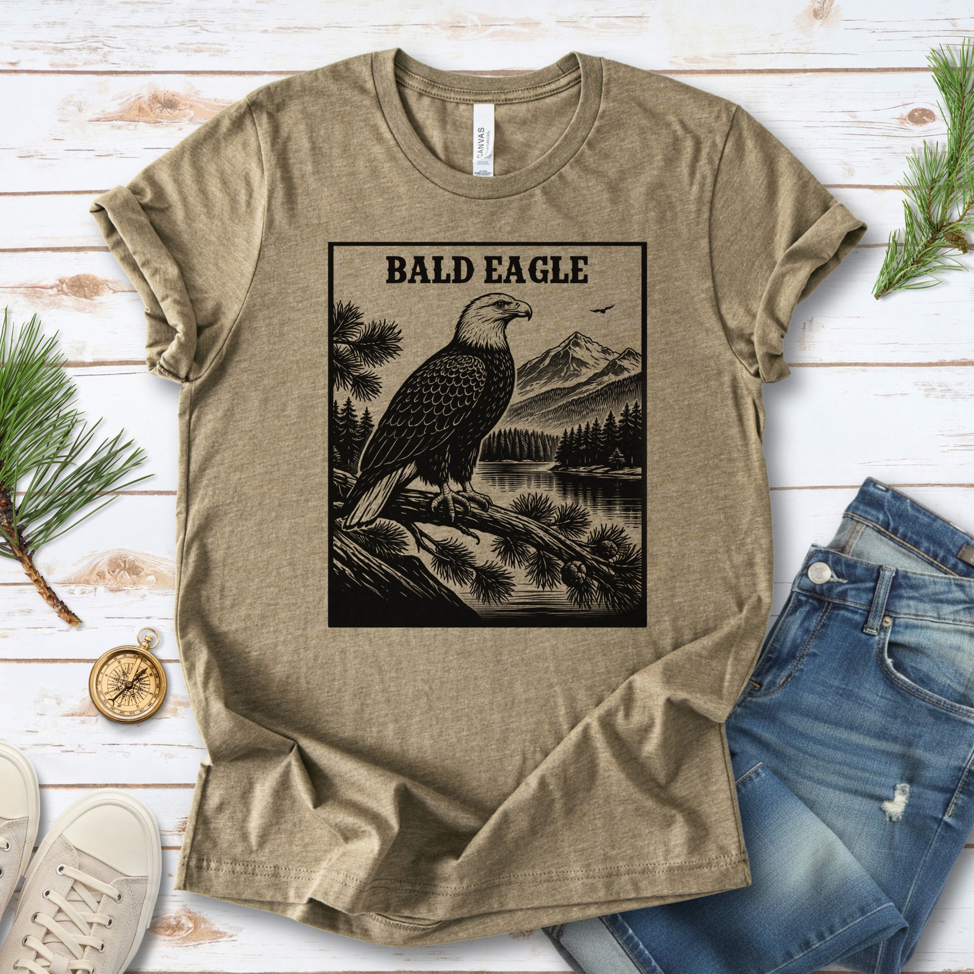 Bald Eagle Mountain Landscape Vintage Raptor Wildlife T-Shirt