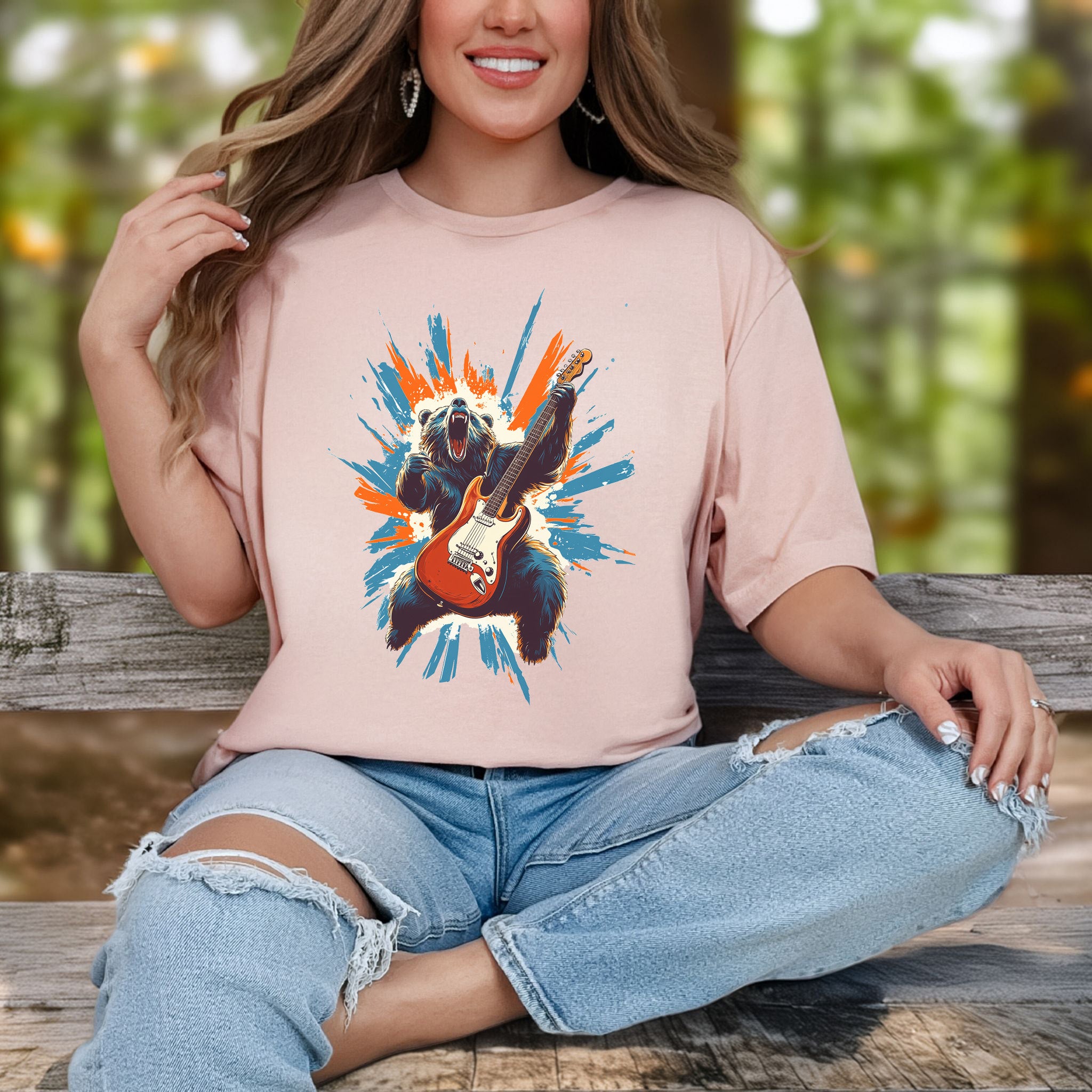 Bear Solo – Wild Rock Guitar Animal T-Shir