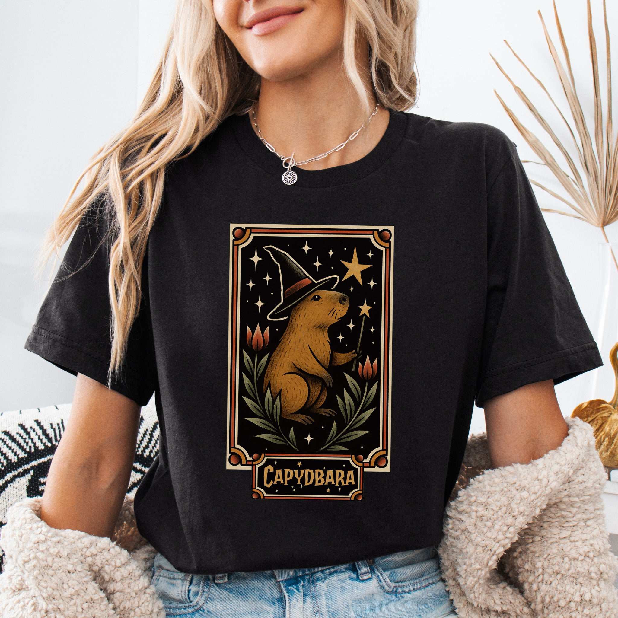 Capydbara Halloween T-Shirt – Wizard Capybara Retro Magic Tee