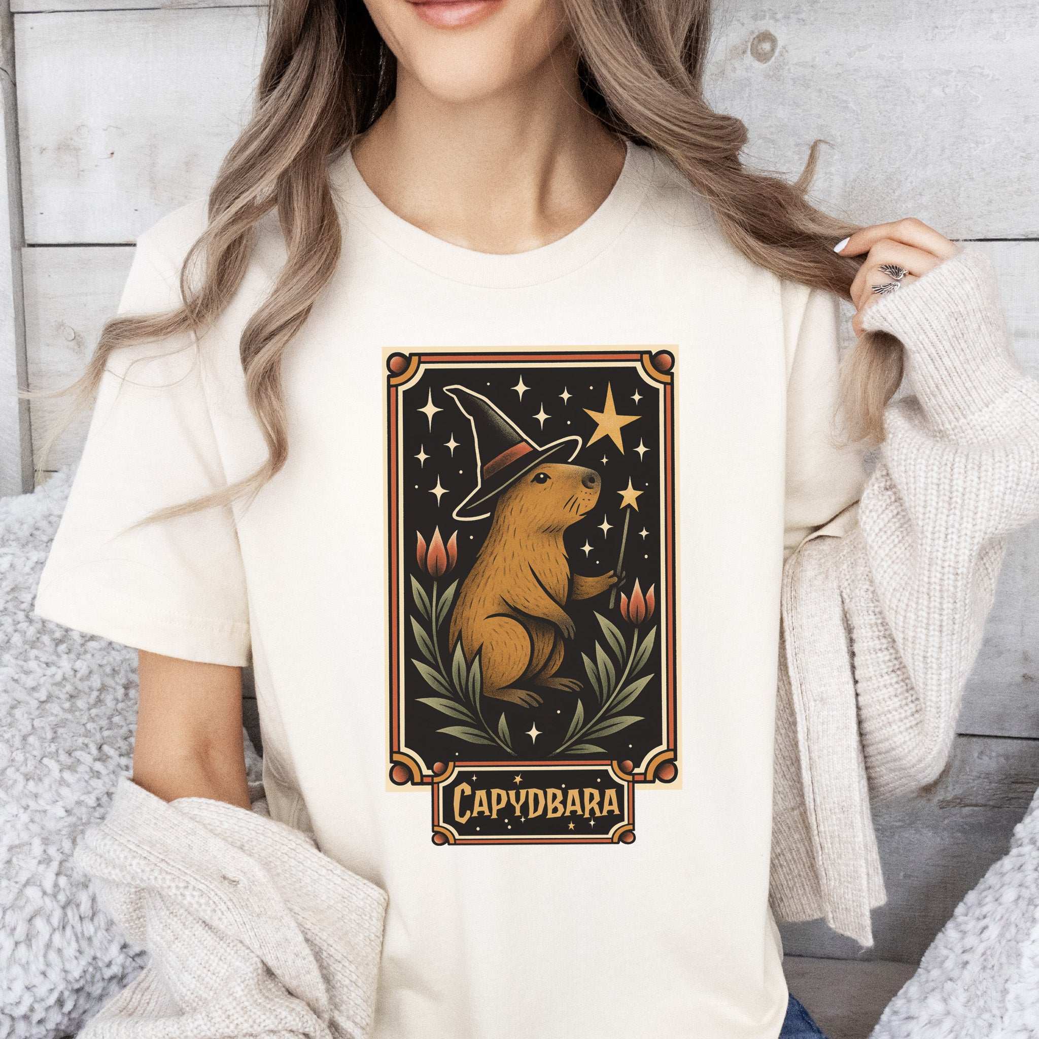 Capydbara Halloween T-Shirt – Wizard Capybara Retro Magic Tee