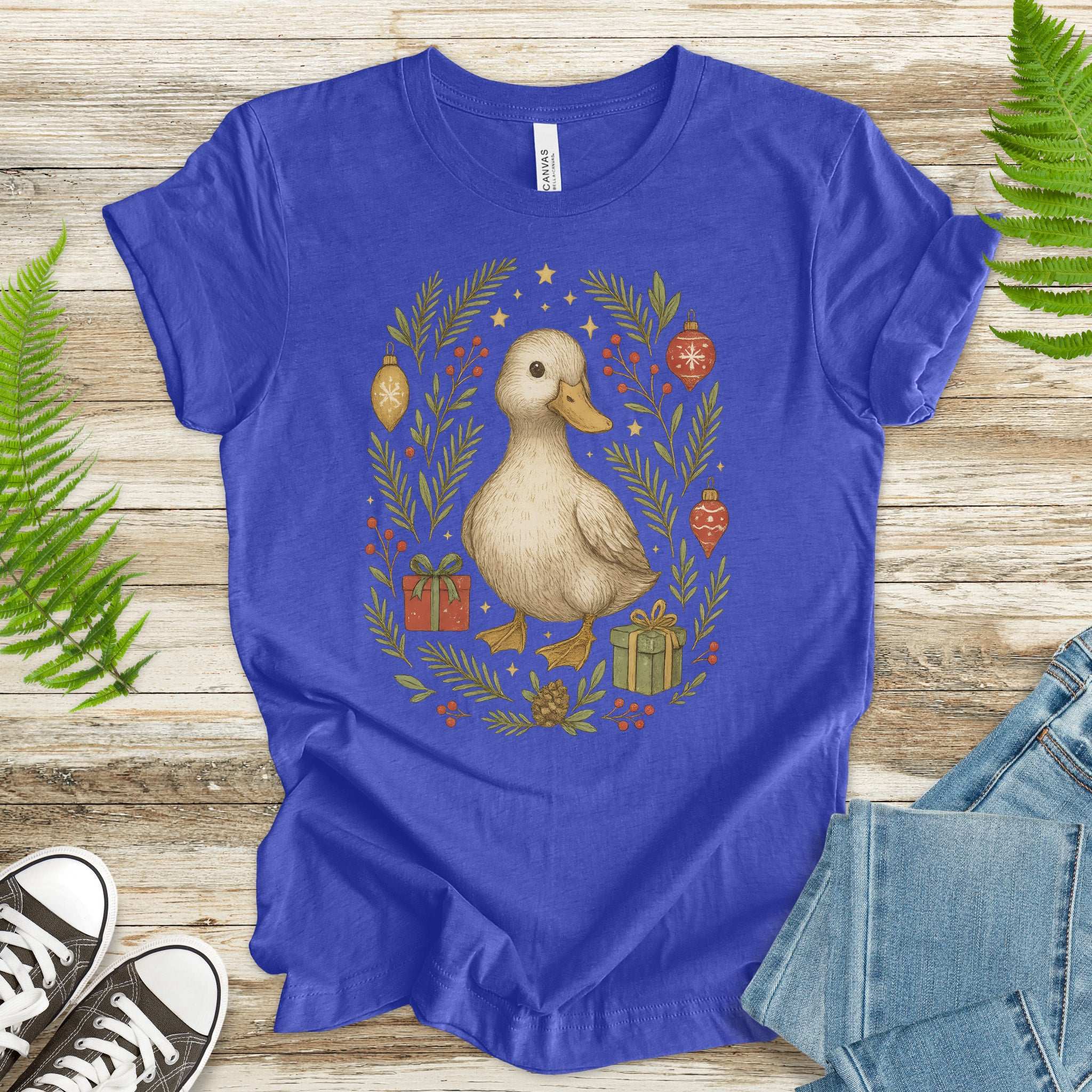 Christmas Duck T-Shirt – Cute Holiday Bird Lovers Gift Tee
