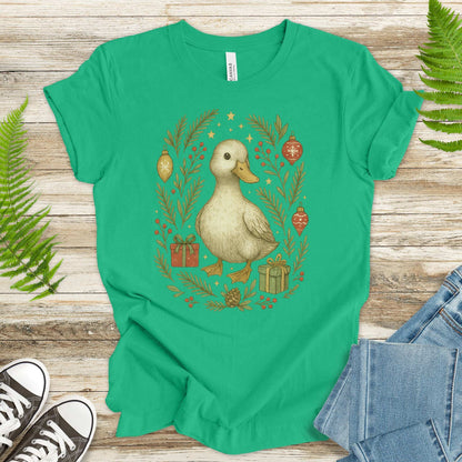 Christmas Duck T-Shirt – Cute Holiday Bird Lovers Gift Tee
