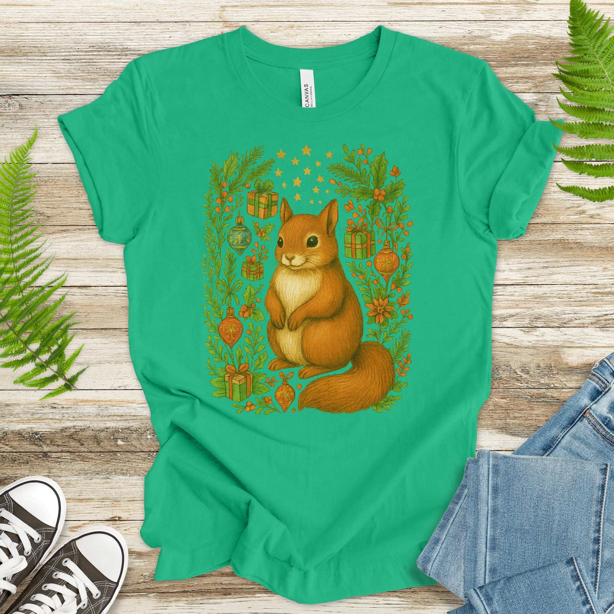 Christmas Squirrel T-Shirt – Cute Woodland Holiday Animal Tee