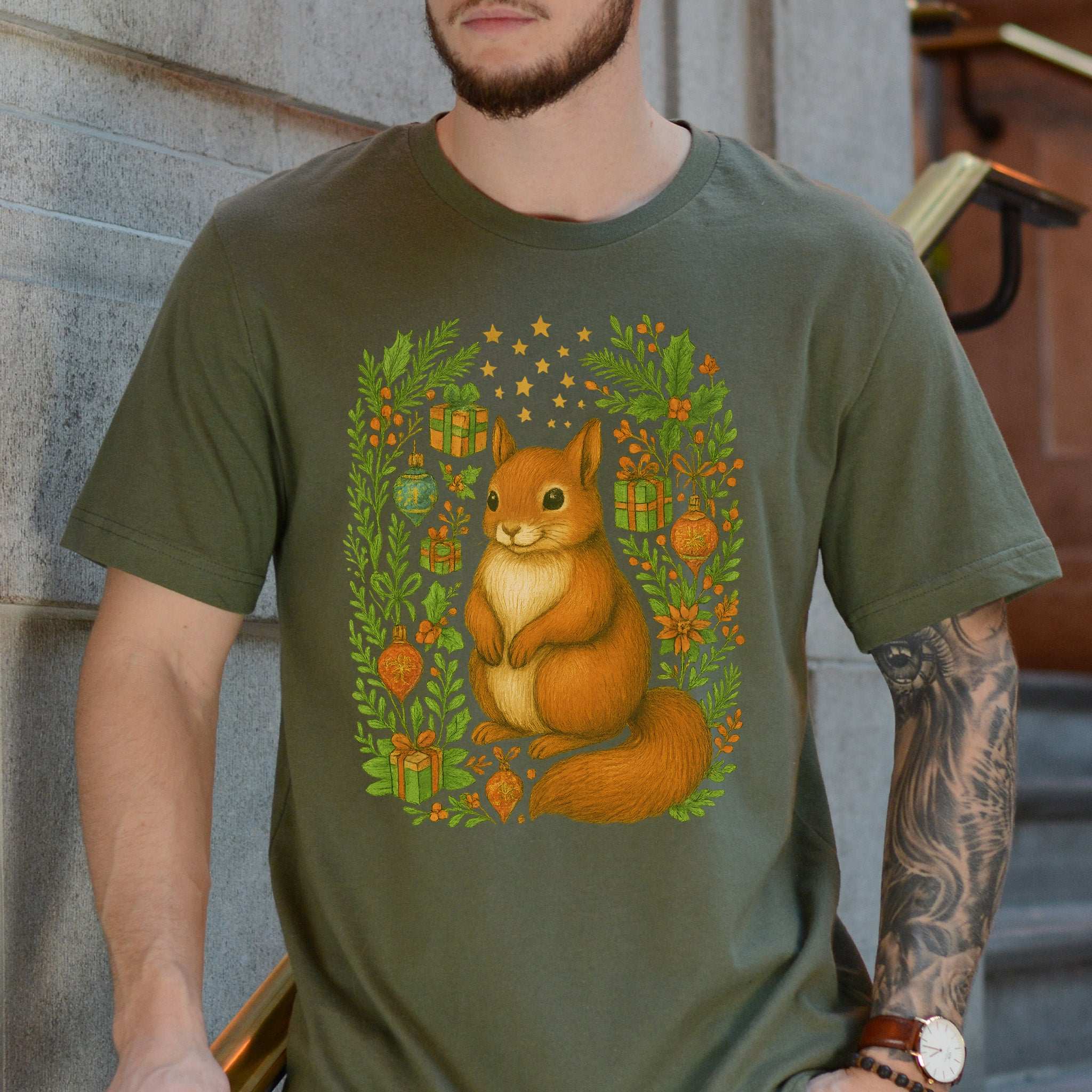 Christmas Squirrel T-Shirt – Cute Woodland Holiday Animal Tee