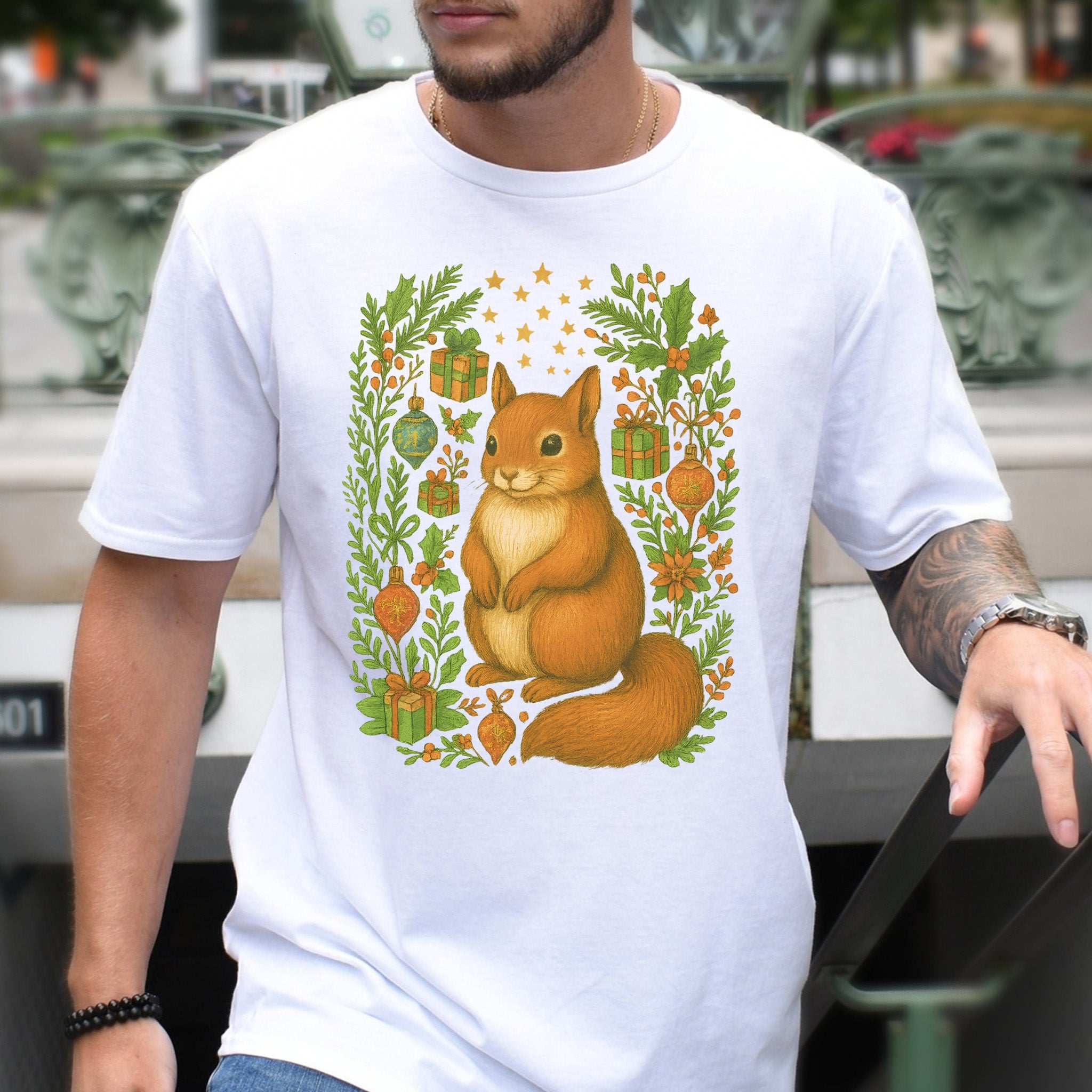 Christmas Squirrel T-Shirt – Cute Woodland Holiday Animal Tee