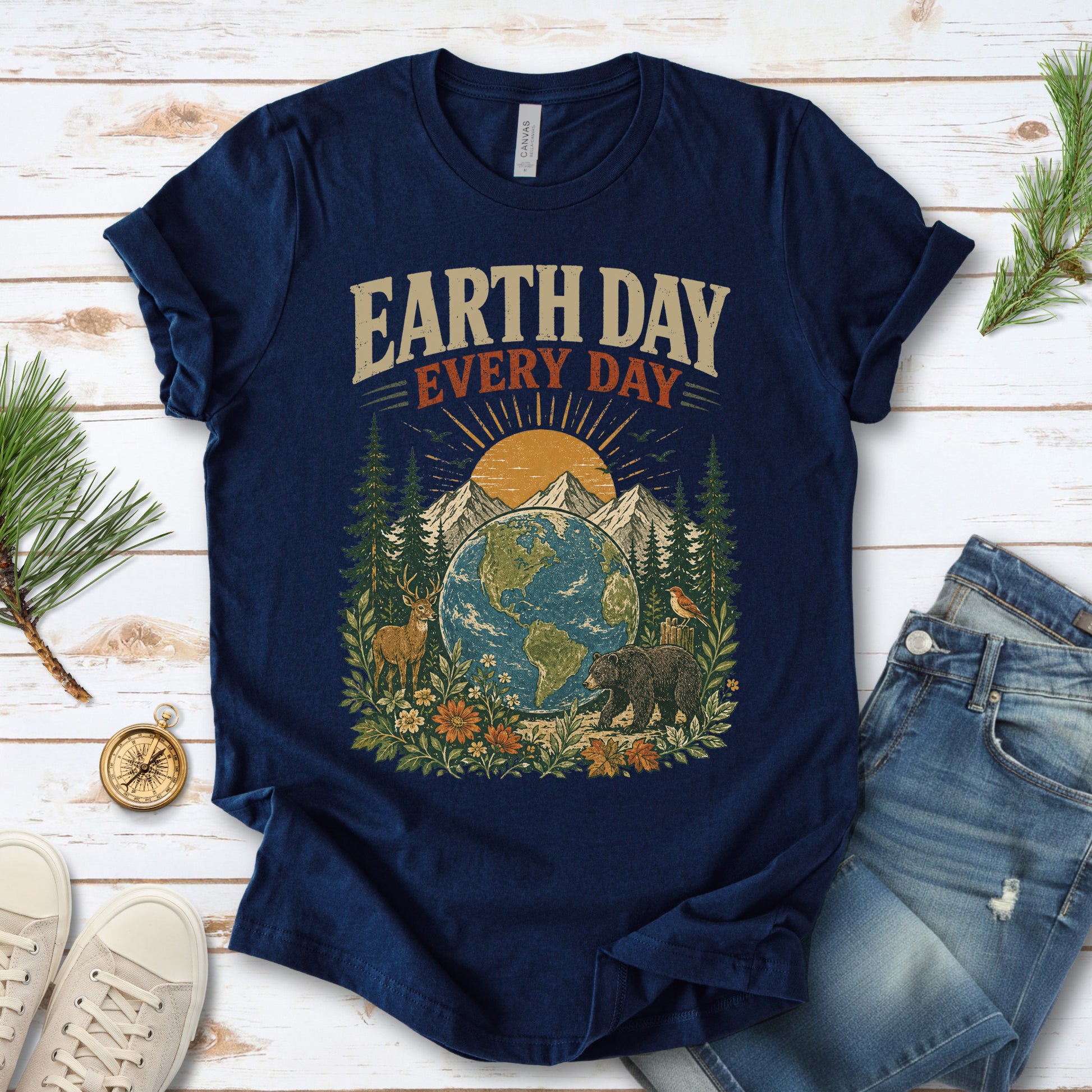 Earth Day Every Day Retro Globe Wildlife Nature Lover Eco Gift T-Shirt