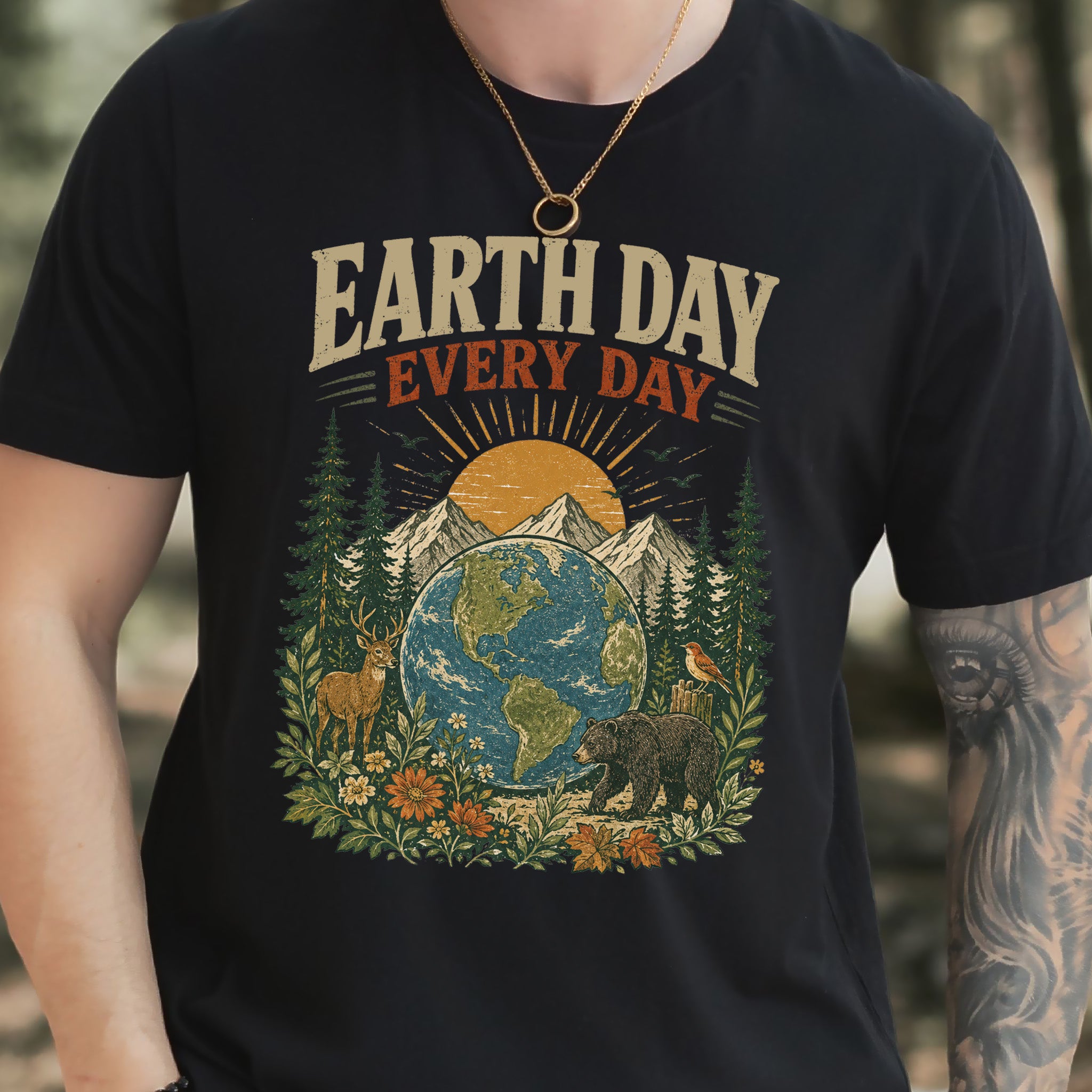 Earth Day Every Day Retro Globe Wildlife Nature Lover Eco Gift T-Shirt