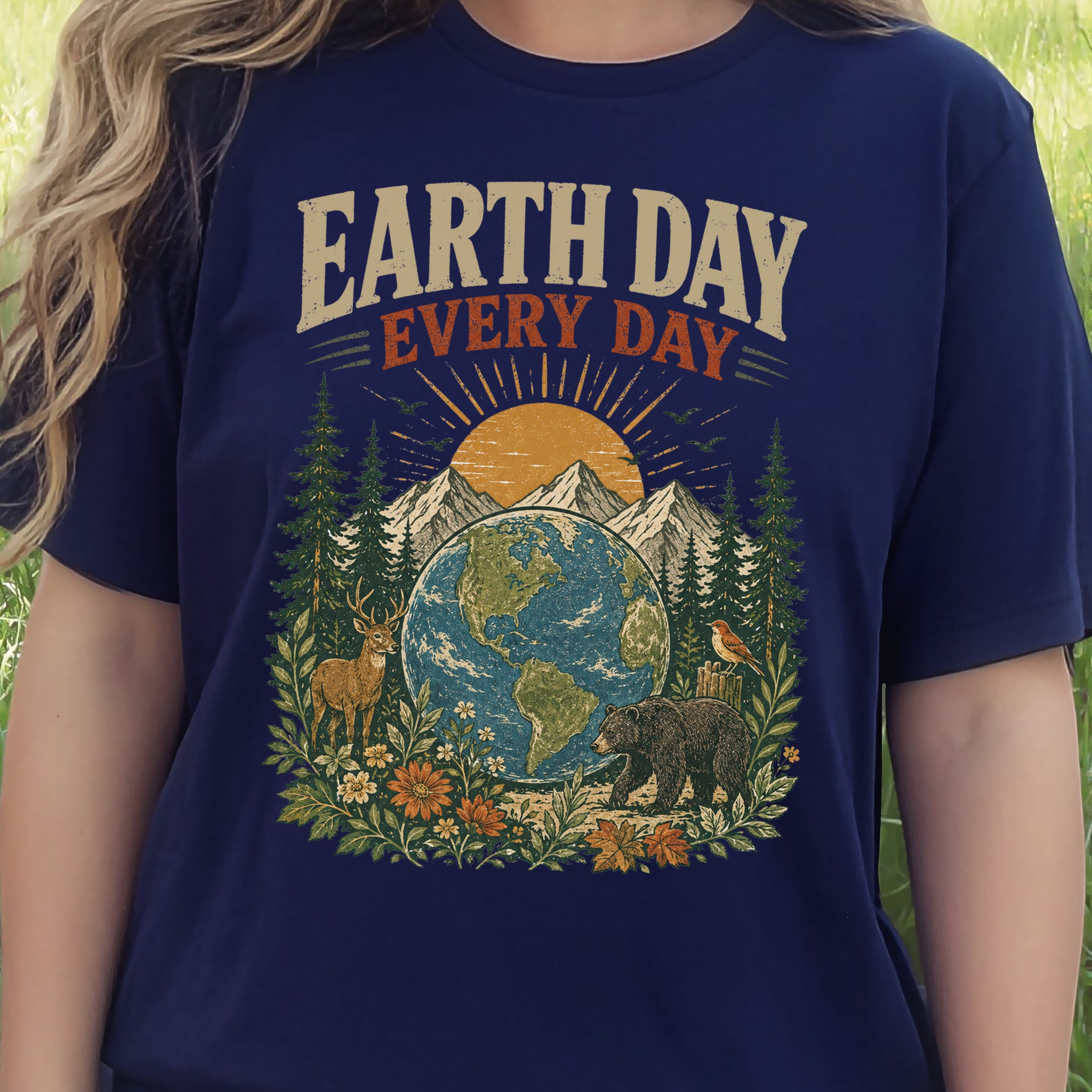 Earth Day Every Day Retro Globe Wildlife Nature Lover Eco Gift T-Shirt